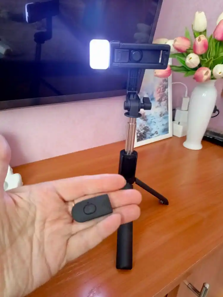 Universal selfi tayoqchasi LED yoritgichli shtativ