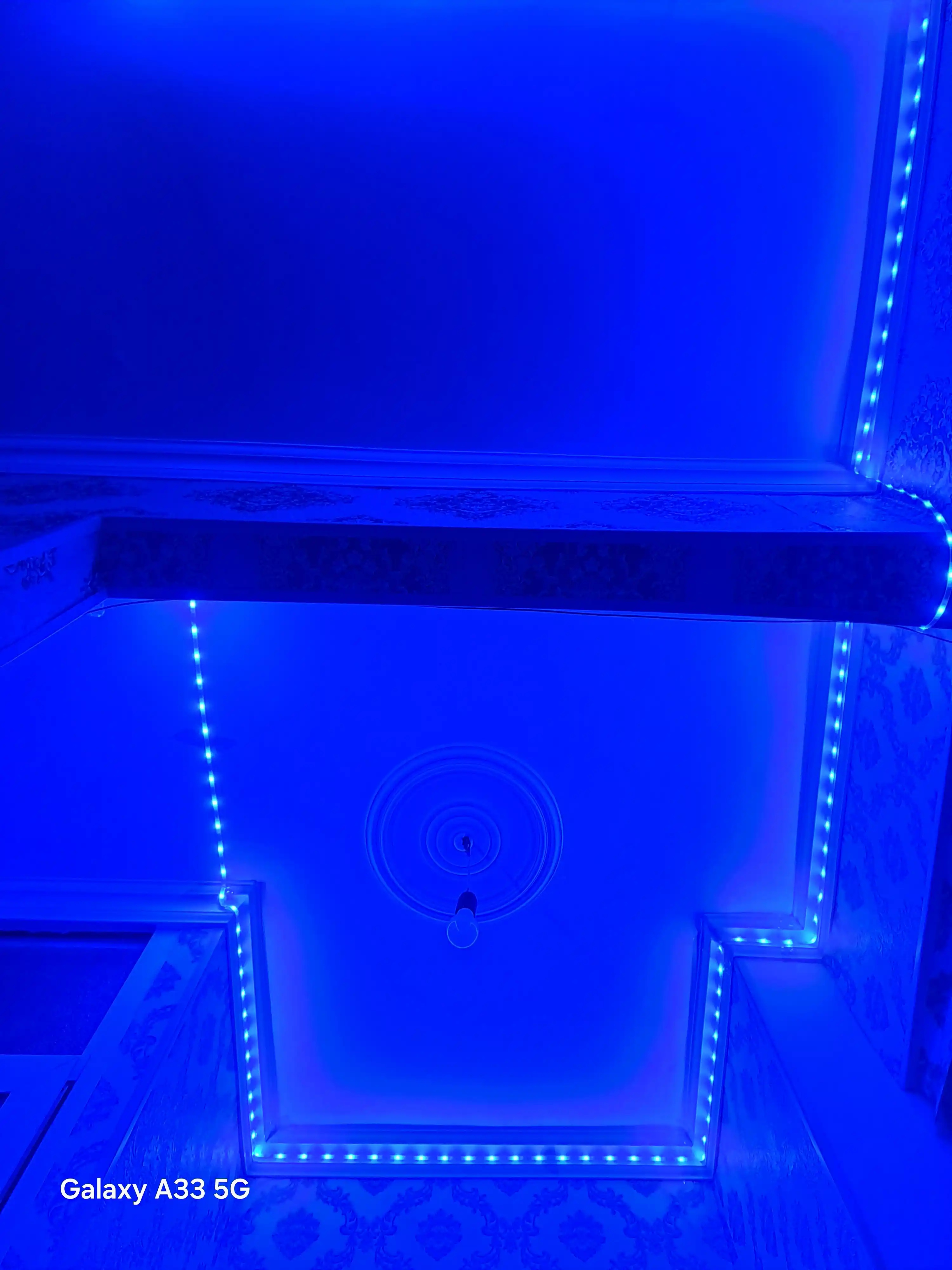 10 metrli svetodiod lentasi, pultli, RGB LED