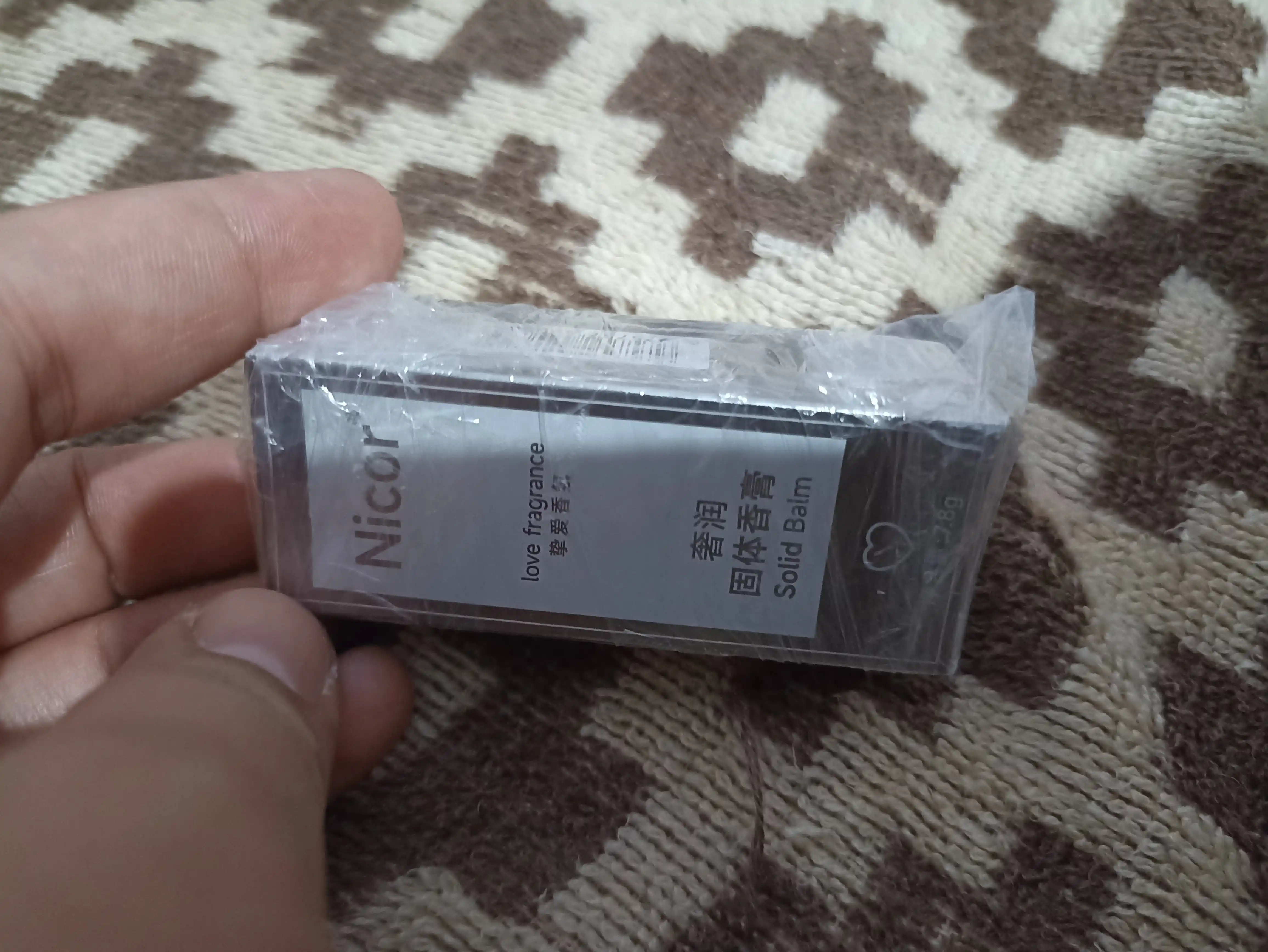 Nicor ​​​​Феромоны для женщин, сухие духи, стик, бальзам, бесспиртовые духи 