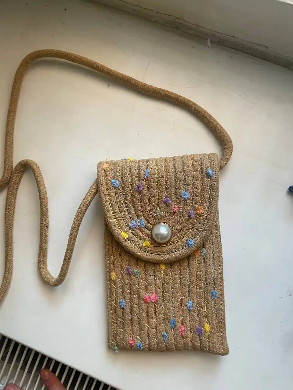 Yelka orqali mini sumka - zamonaviy va qulay, zamonaviy kross-body mini sumkasi