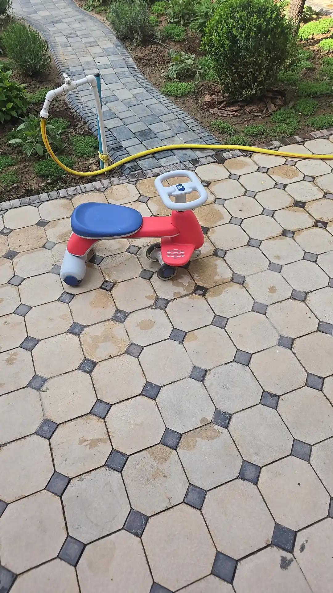 Bibikar, Tolokar Lebei, bolalar avtomashinalari, Baby car