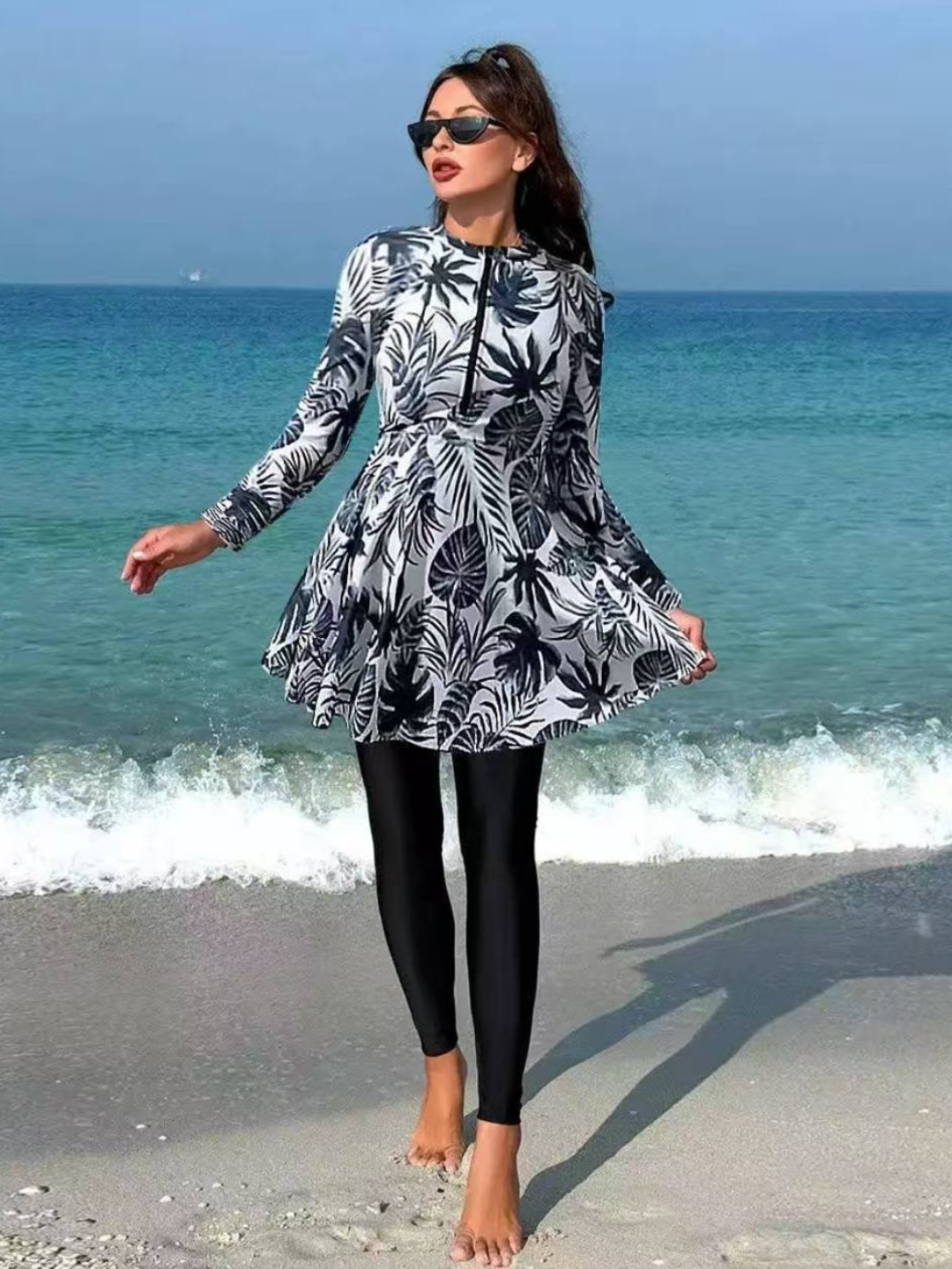 Yopiq ayollar uchun burkini kupalnik - 