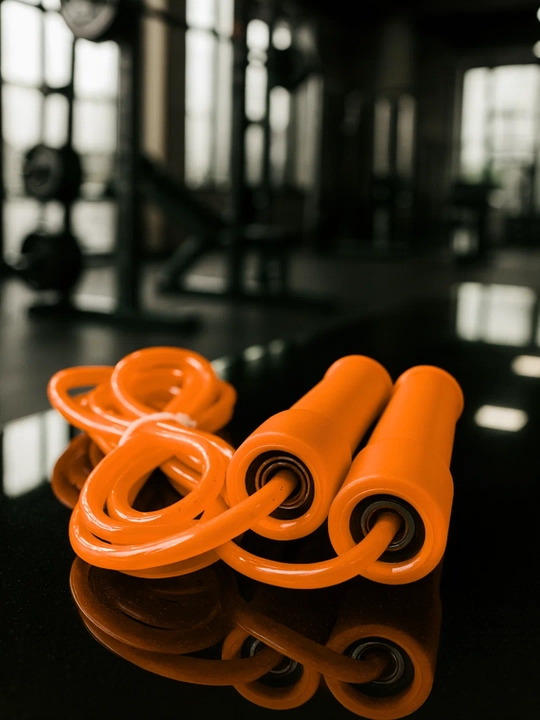 Hanghao sakrash arqoni (Skakalka), plastik tutqichli fitness trenajyor