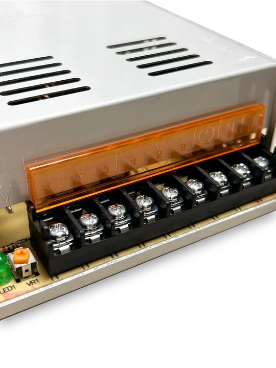 Блок питания 12V 15A в металлическом корпусе (Power Supply)
