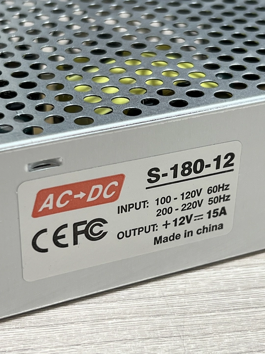 Блок питания 12V 15A в металлическом корпусе (Power Supply)