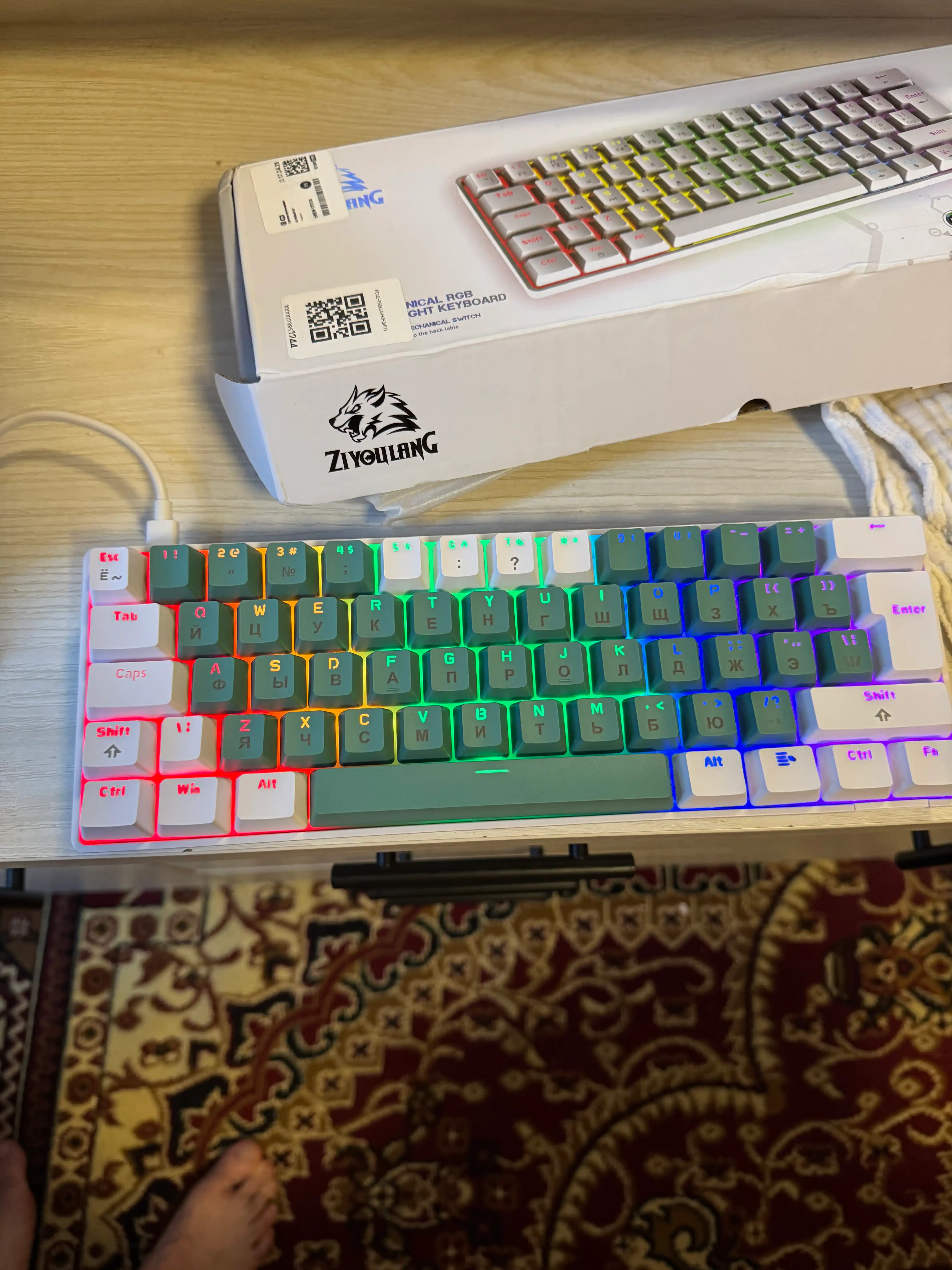O'yin mexanik klaviaturasi T60