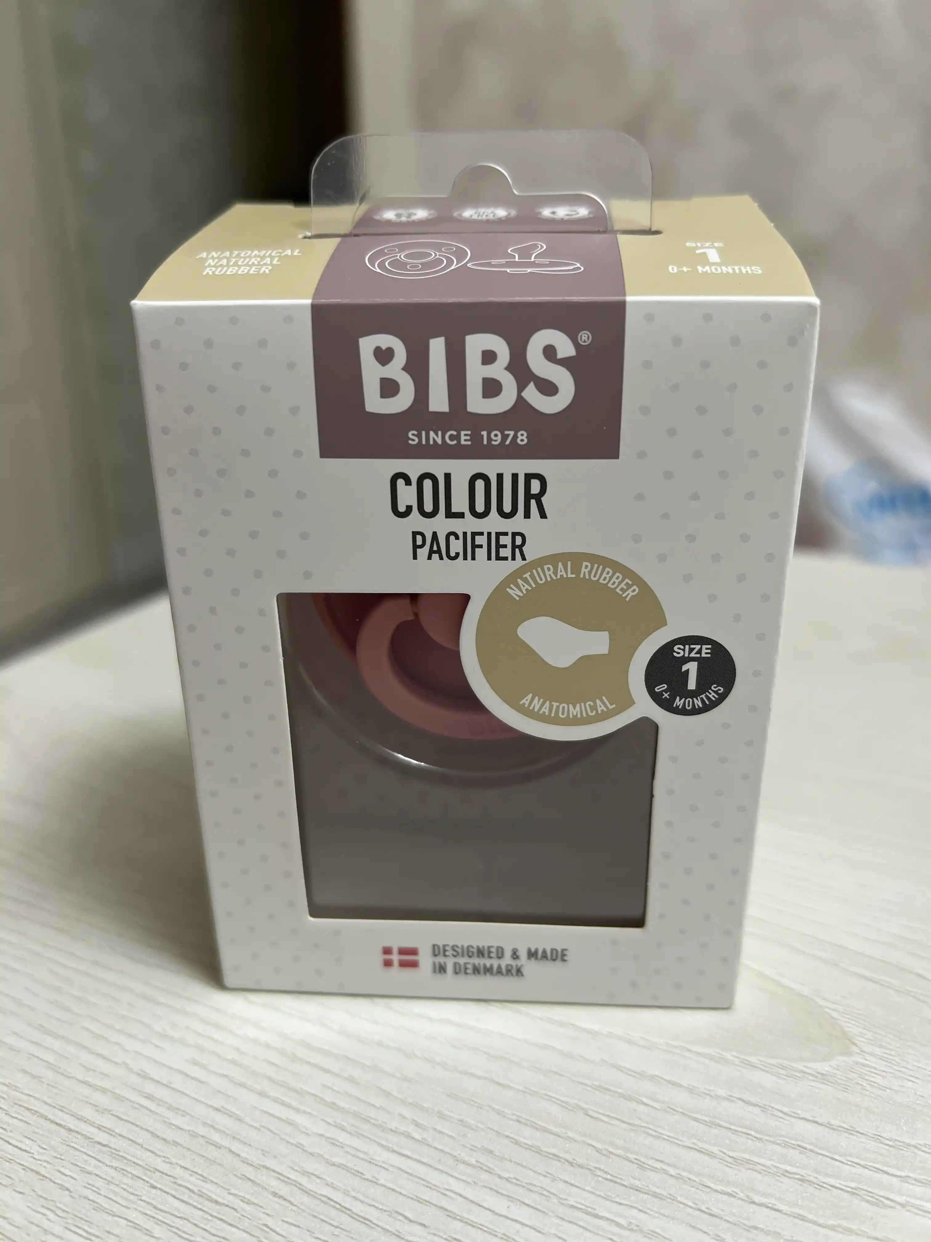 Lateksli so'rg'ich BIBS Colour Anatomical 0+