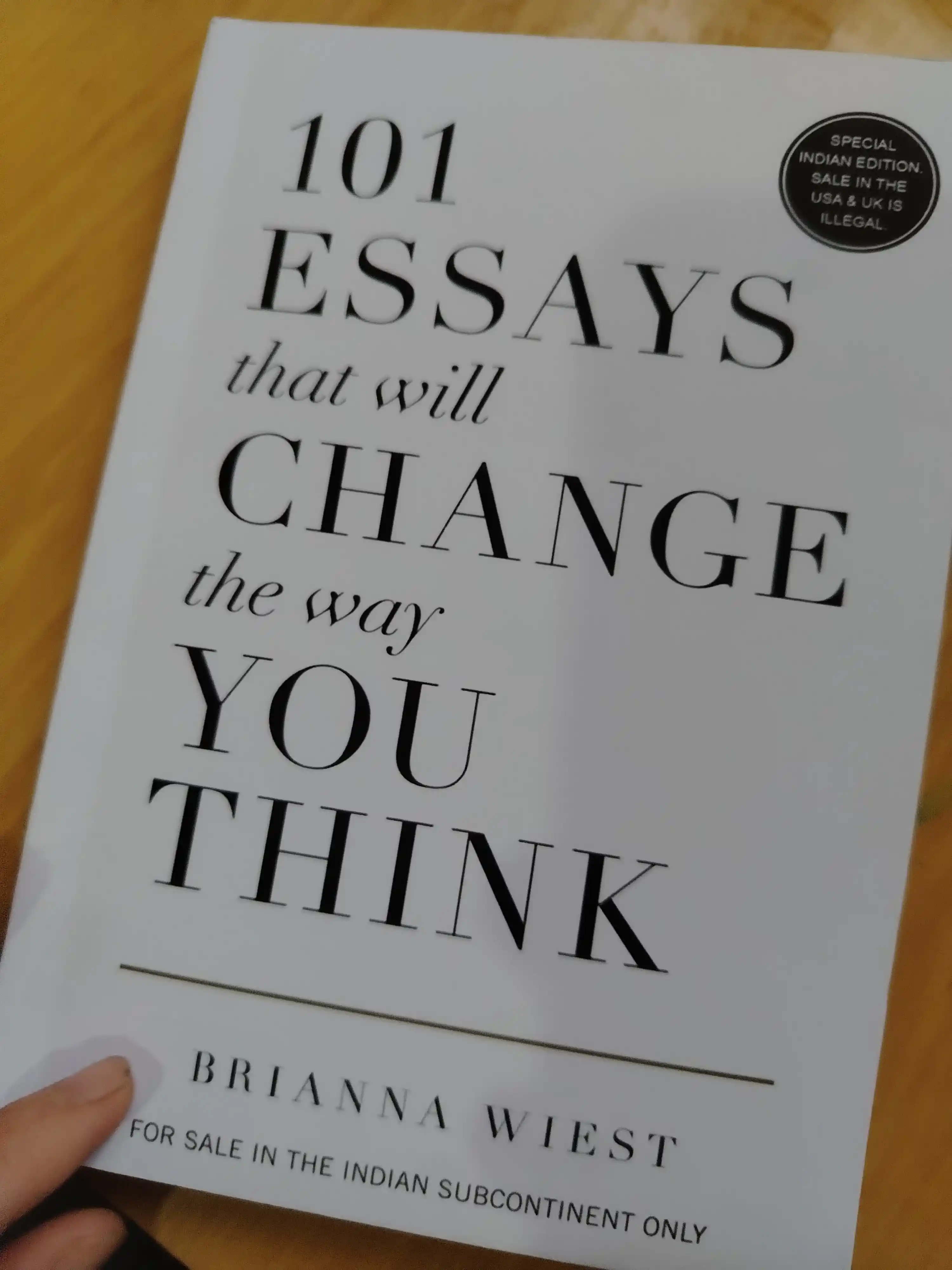 101 Essays That Will Change The Way You Think, Briana Wiest, ingliz tili