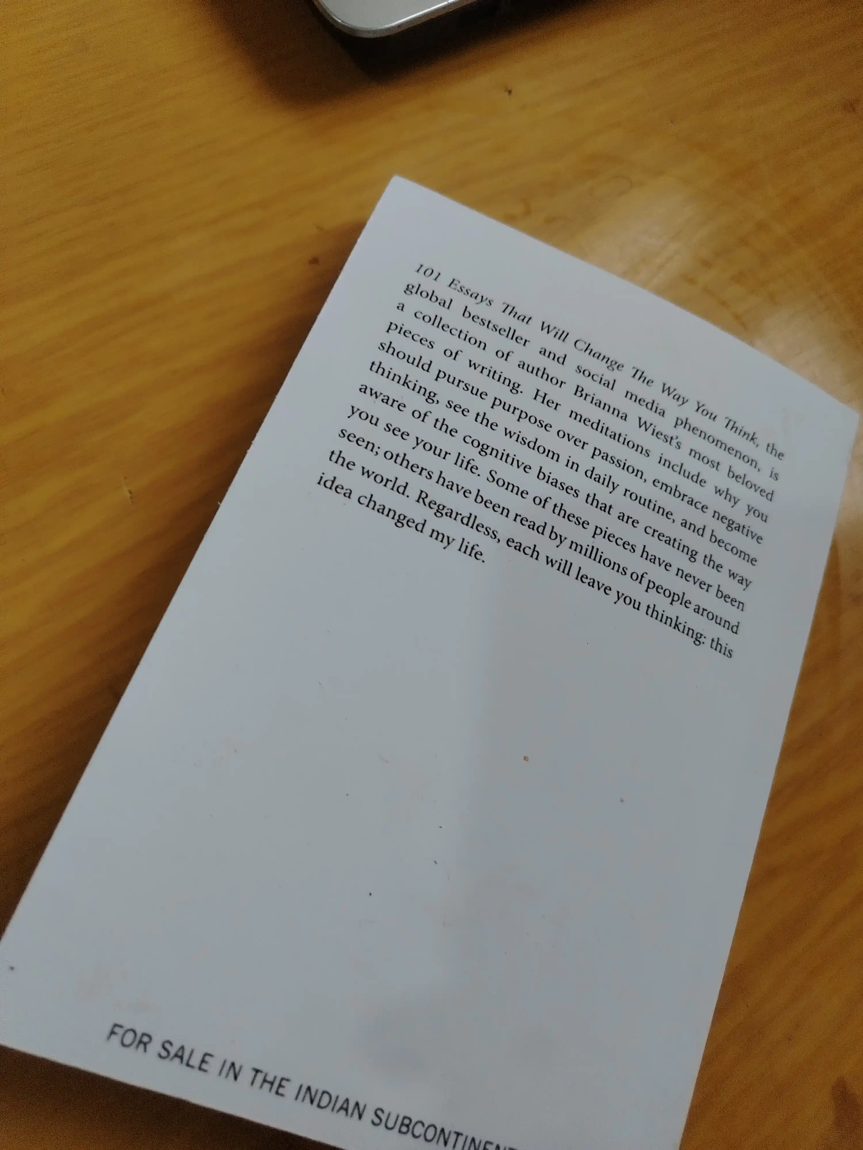 101 Essays That Will Change The Way You Think, Briana Wiest, ingliz tili