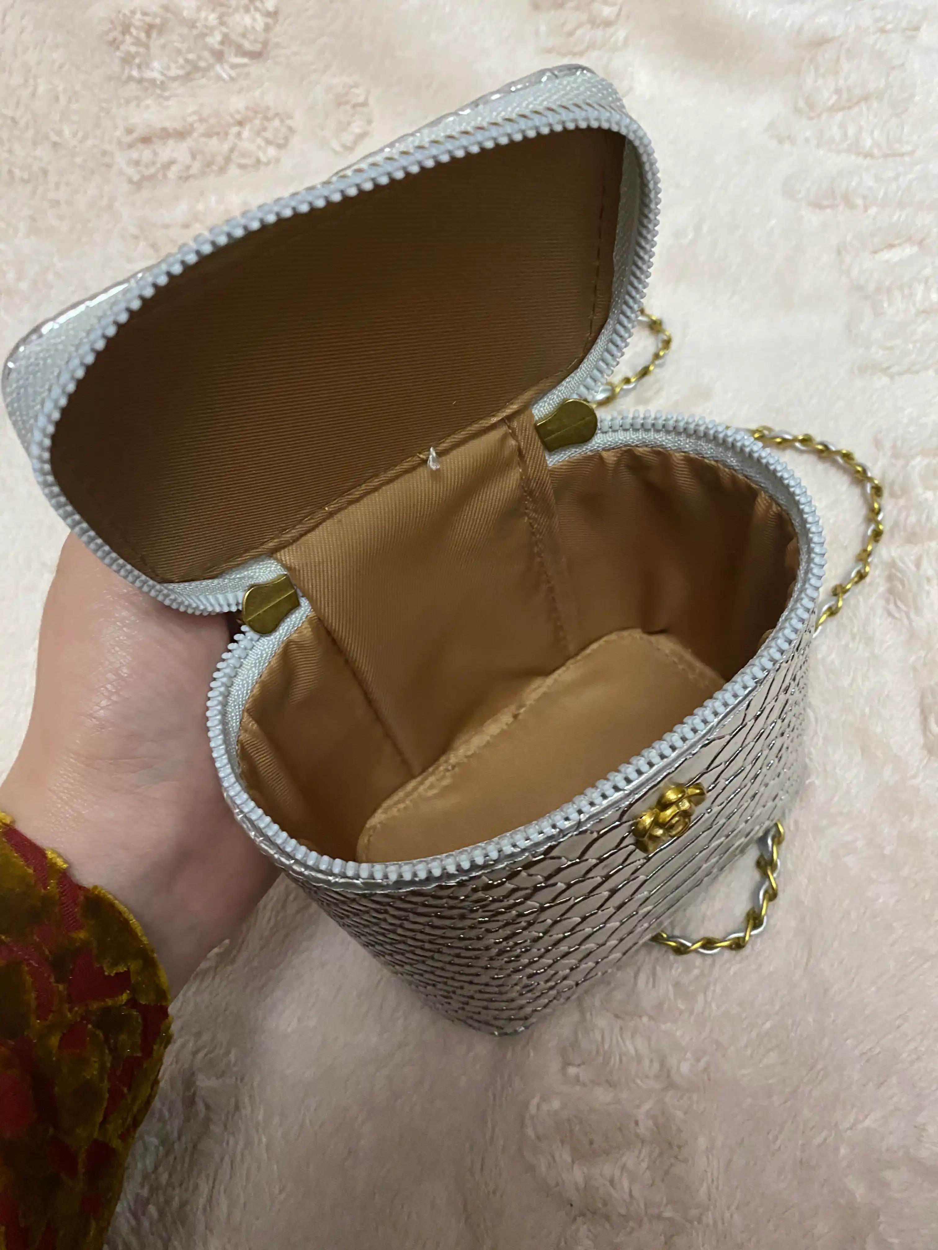 Ayollar sumkasi, yelka orqali, ekocharm, mini format
