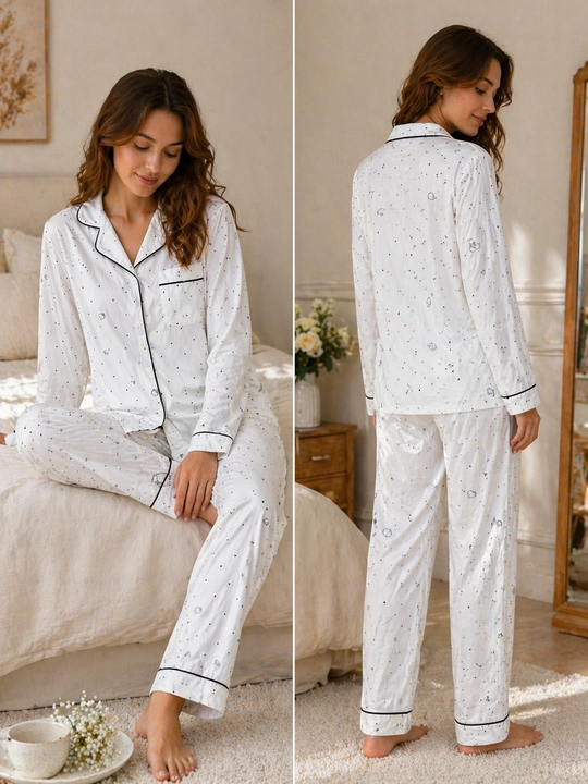 Ayollar uchun paxtadan tikilgan pijama, oq mayda nuqtali