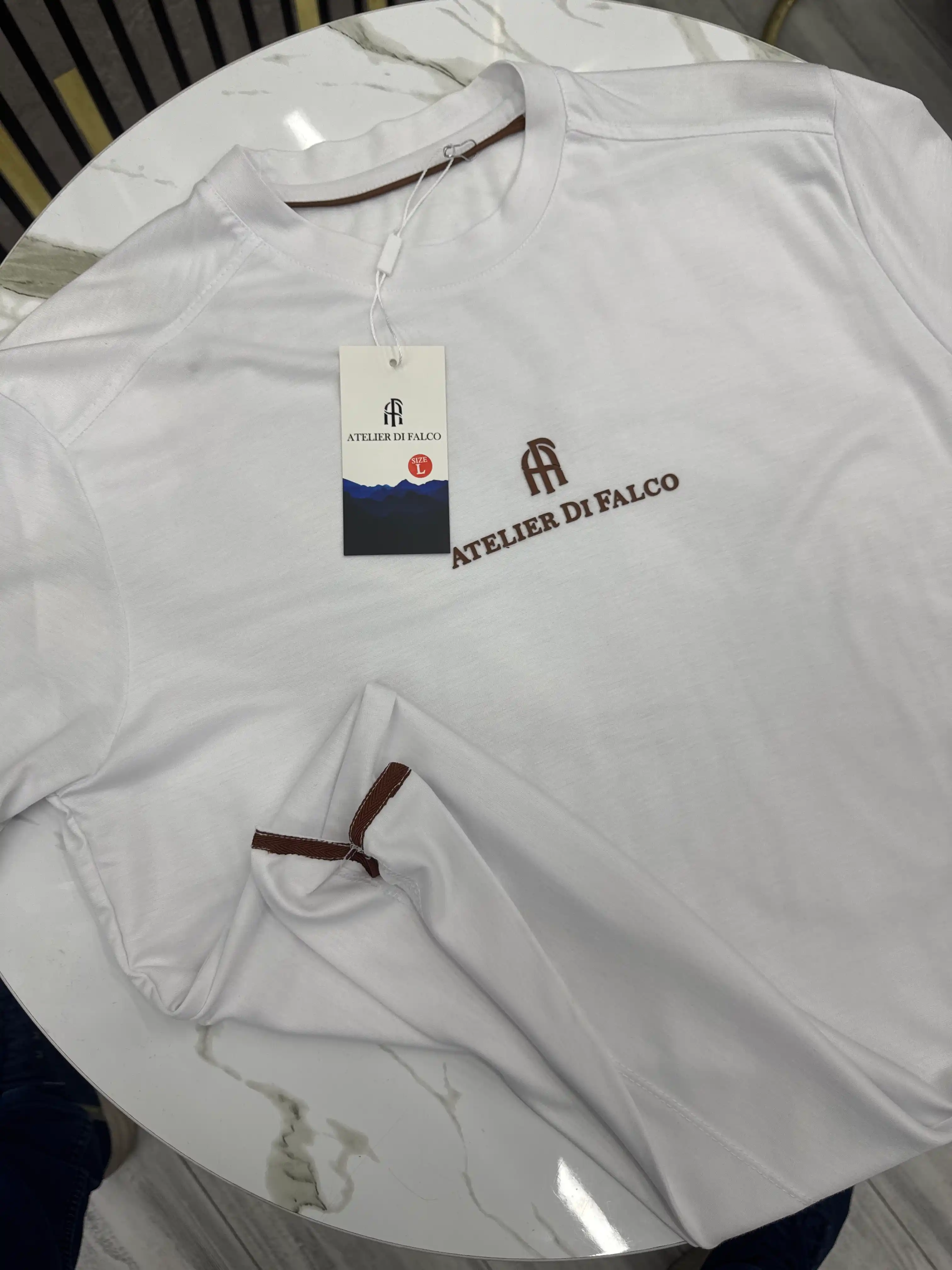 Erkaklar yozgi futbolkalari
