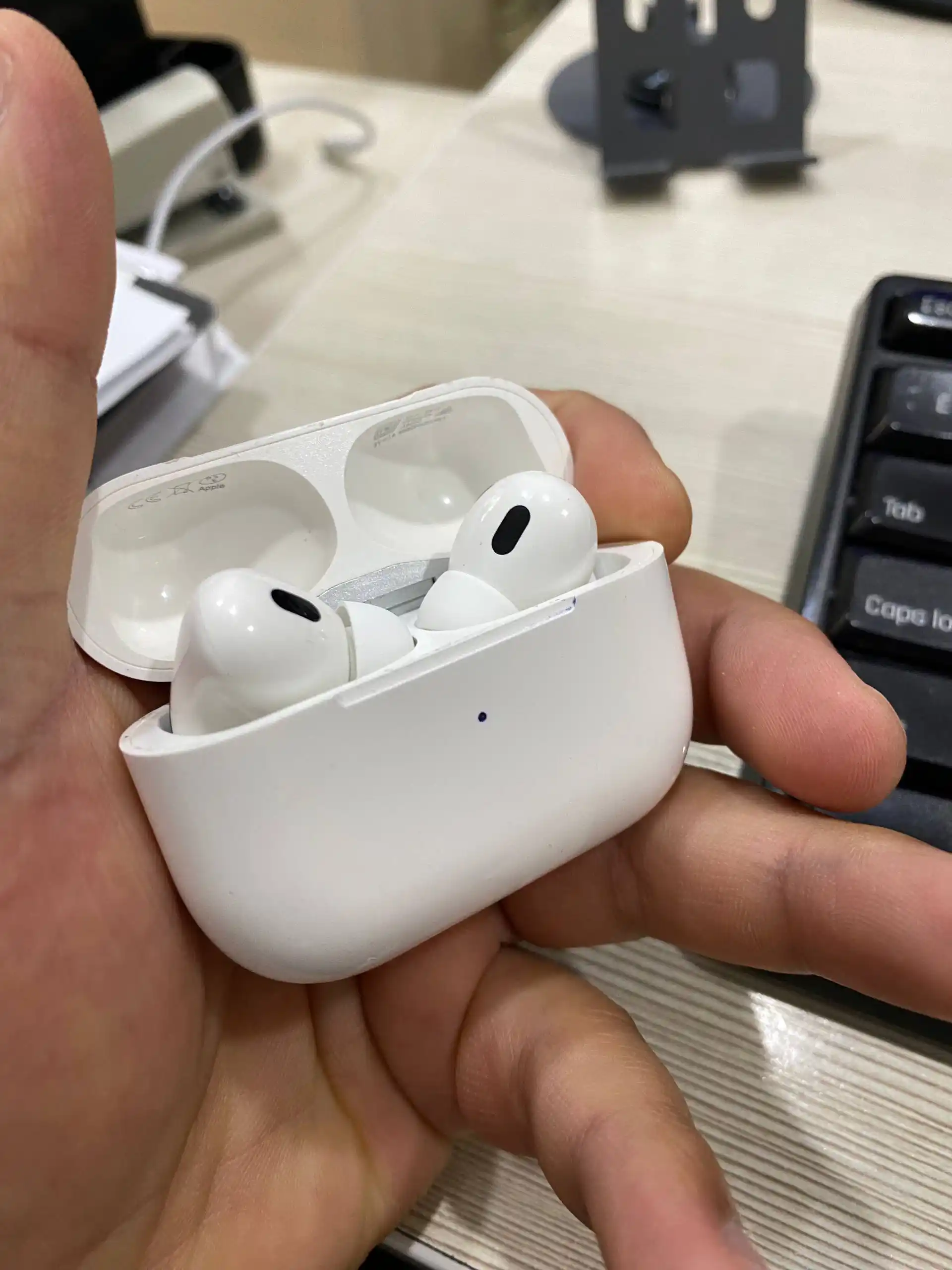 Simsiz quloqchinlar Pods Pro 2