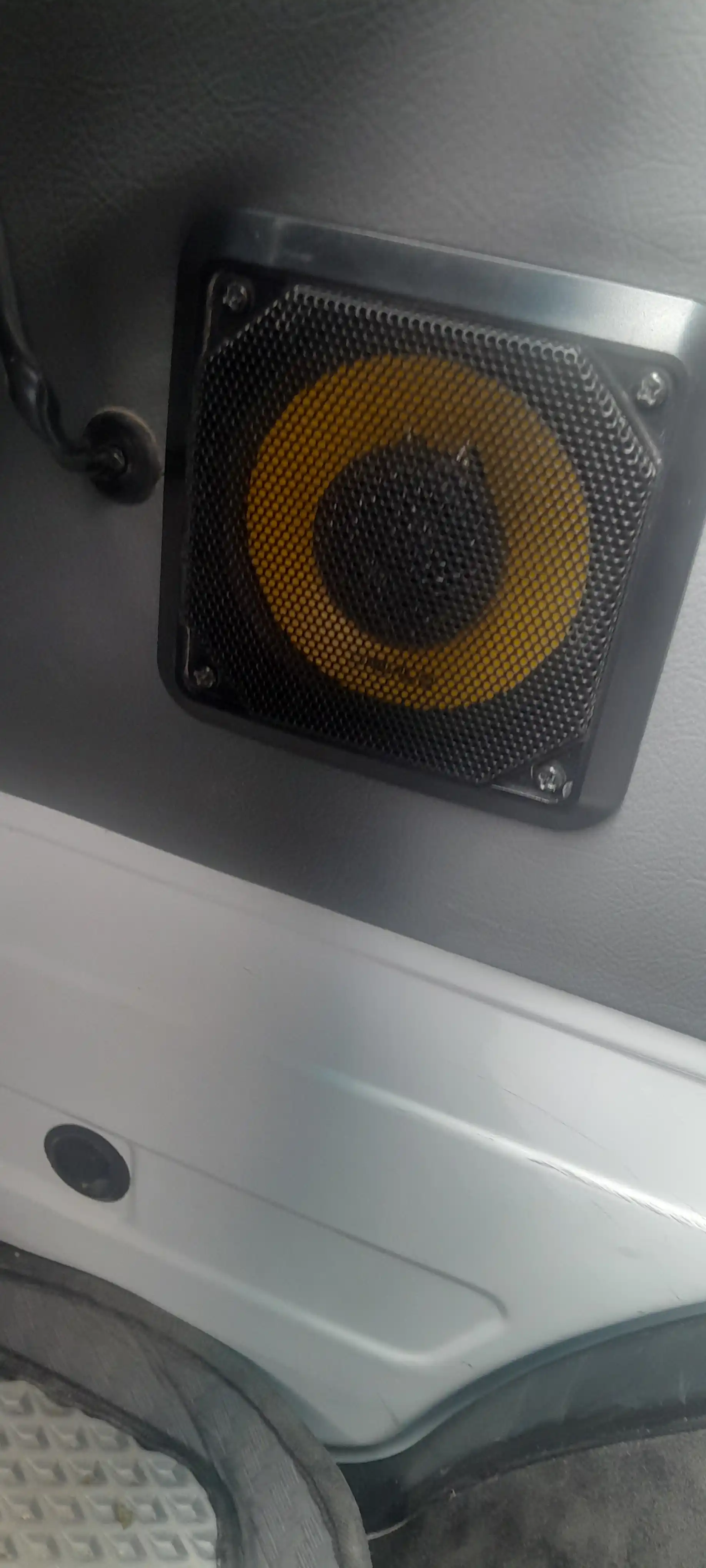 Avtomobil karnayi DIBALO RF-4033, 2 dona, 100W,Damas Spark Nexia1 Nexia2 Matiz