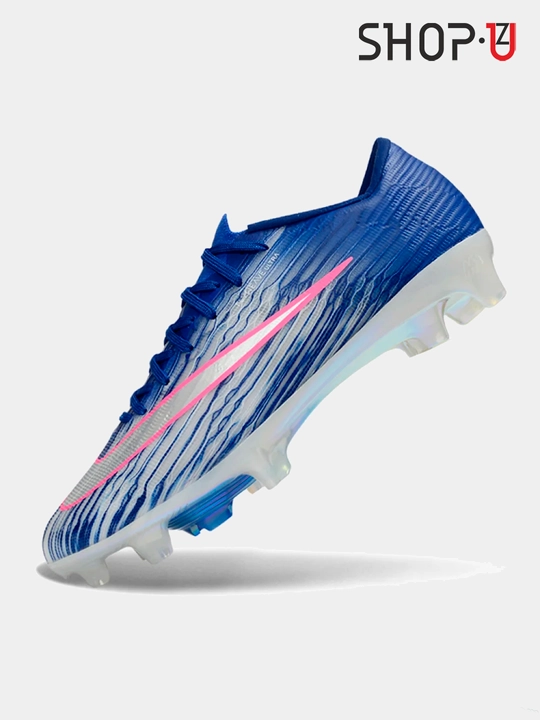 Футбольные бутсы Nike