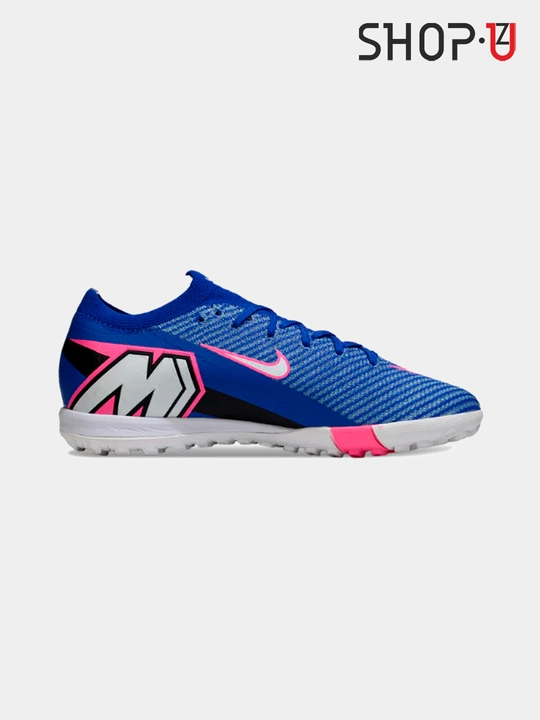 Футбольные бутсы Nike