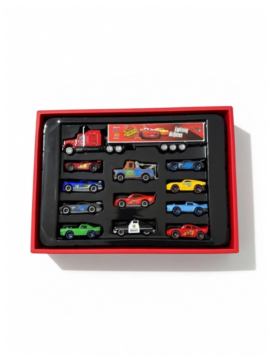 Disney Cars metall mashinalari kolleksiya to‘plami, aravachalar, sovg‘a paketi bilan