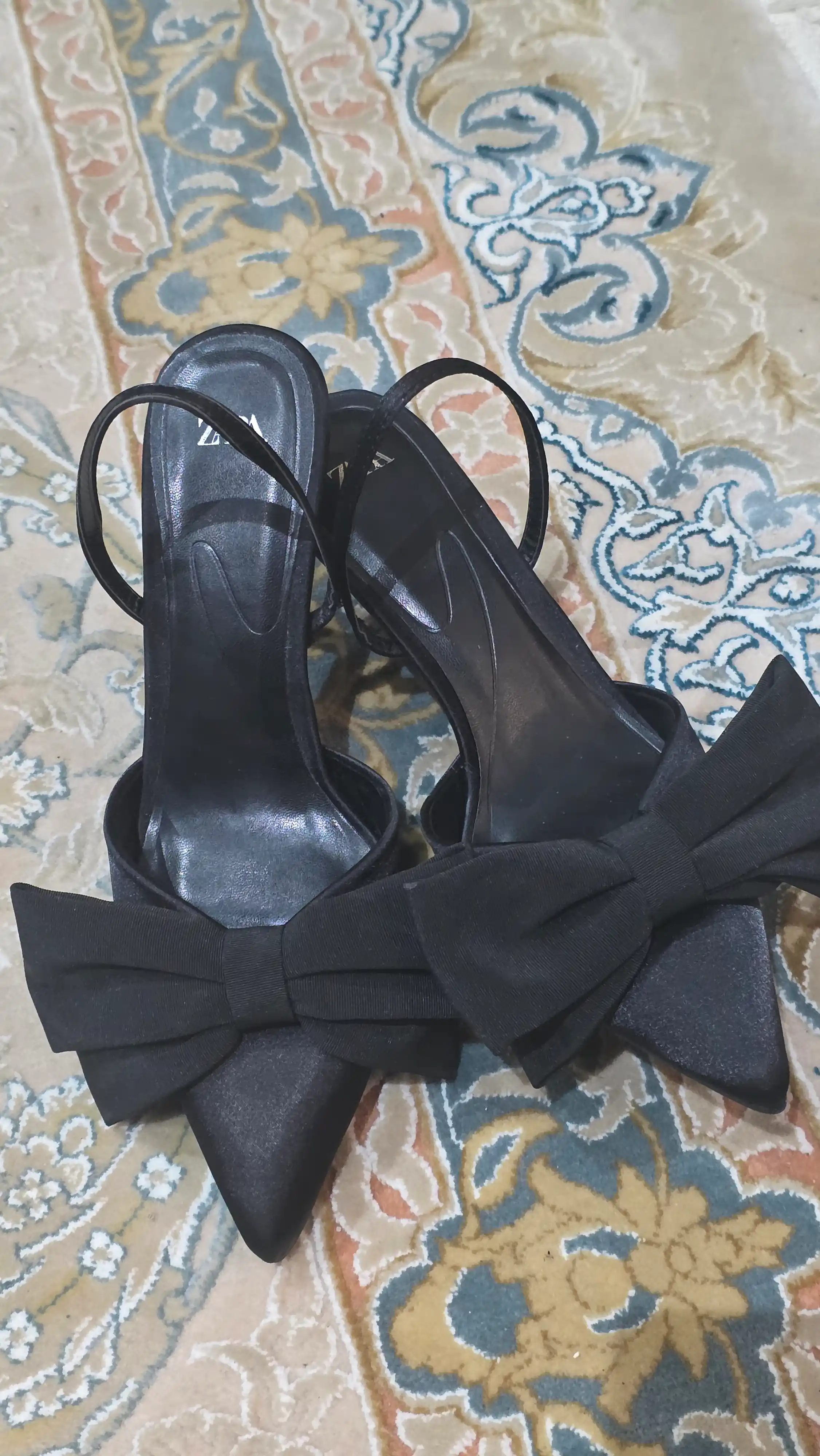 Ayollar tuflisi, kabluk, poshnali tufli, to'yga, merry me, trend tufli, ZARA
