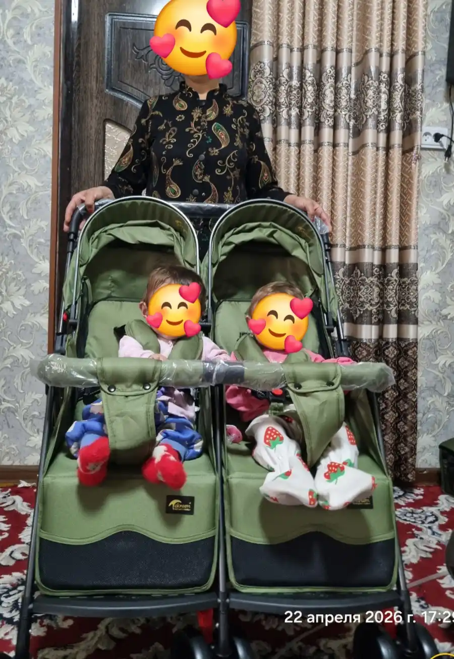 Коляска прогулочная для двойняшек