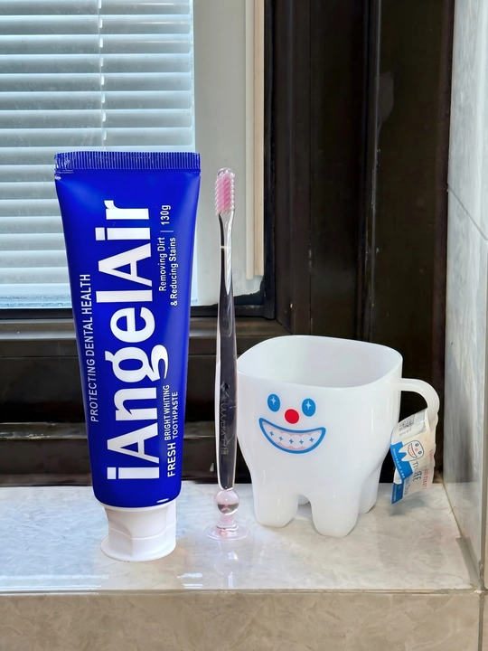 Отбеливающая зубная паста LangelAir Fresh White, защита и свежесть, 130 г