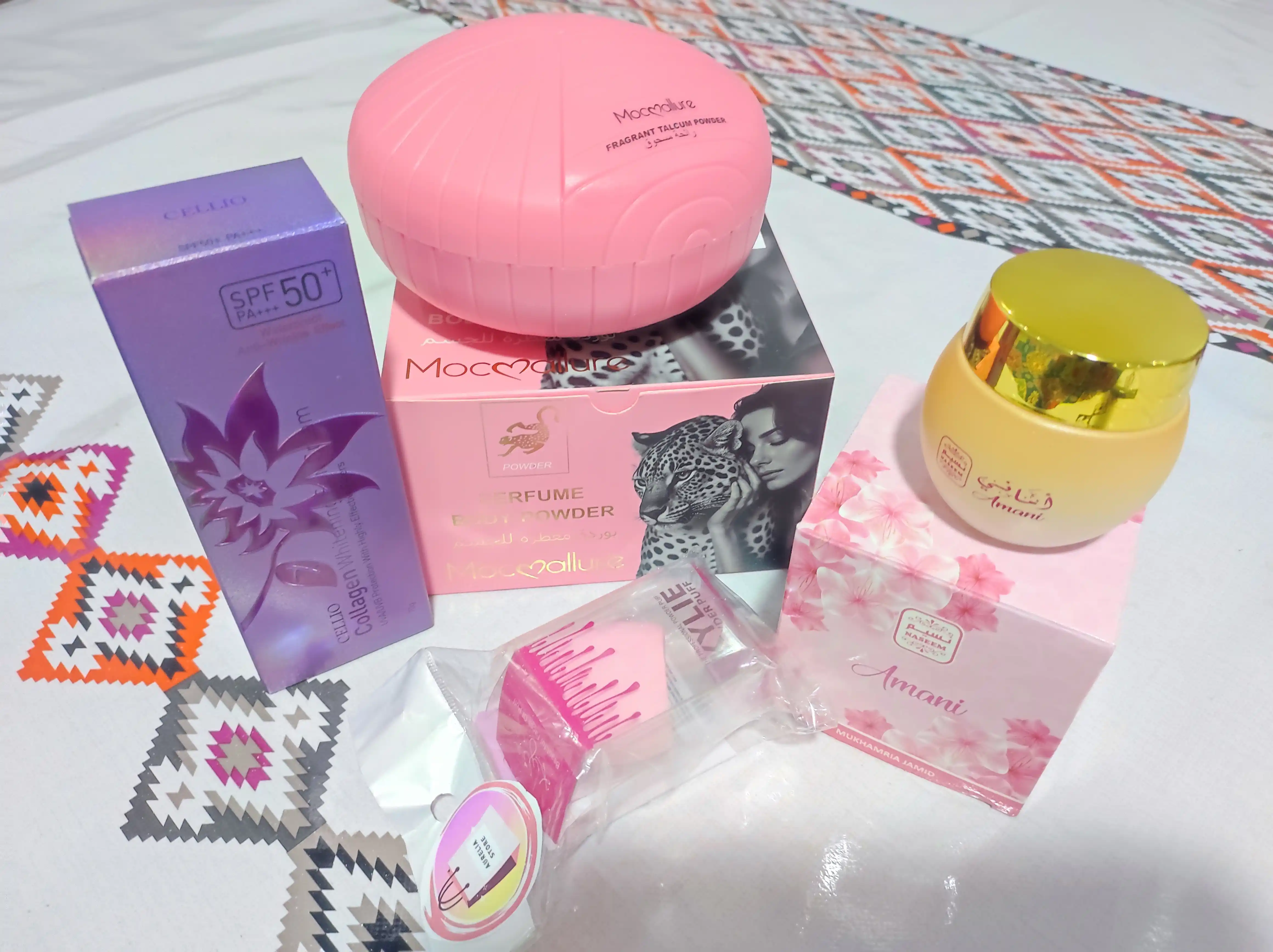 Ayollar uchun parfumni talk, 100 g