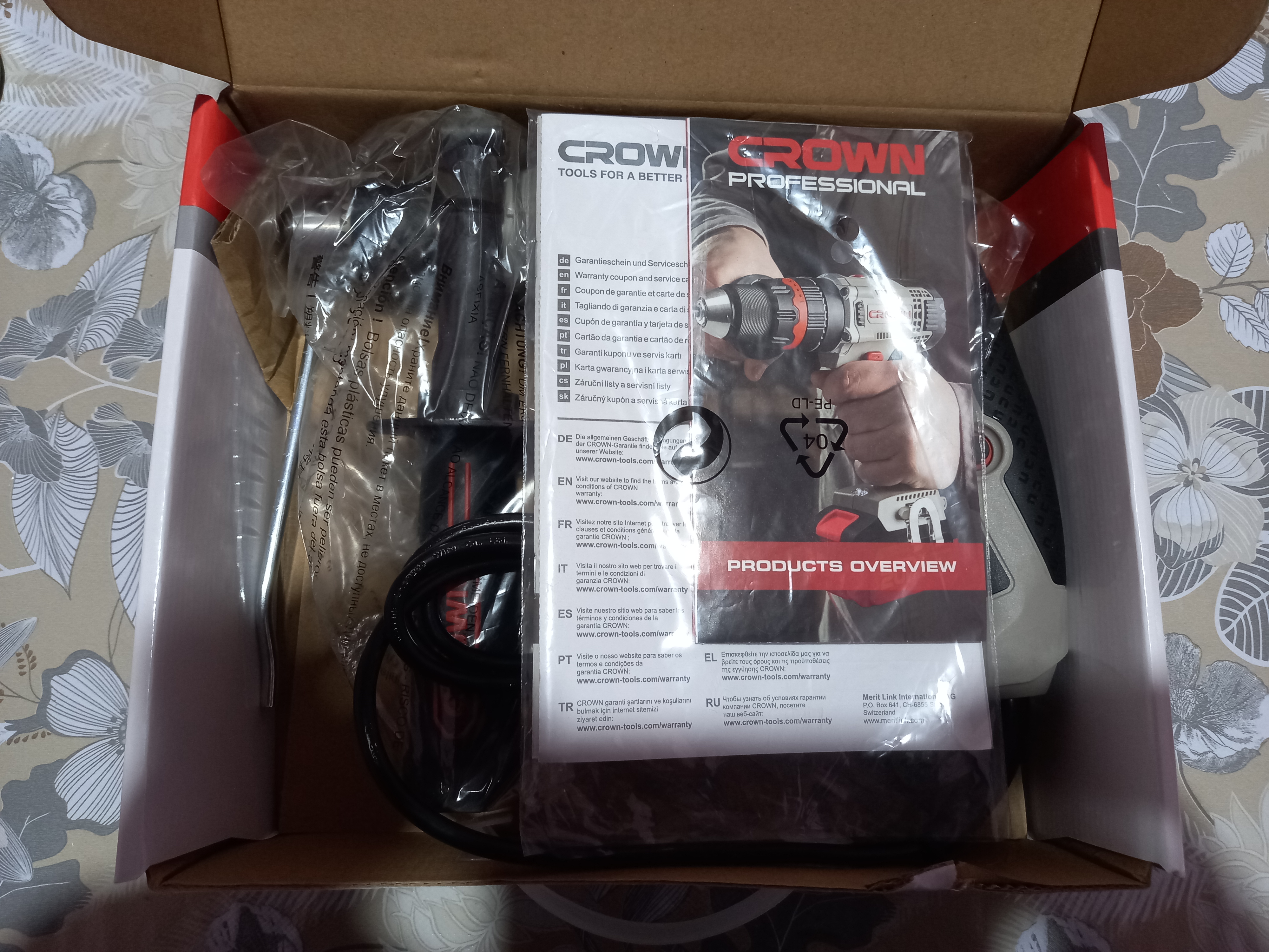 Дрель ударная CROWN CT10128, 600W