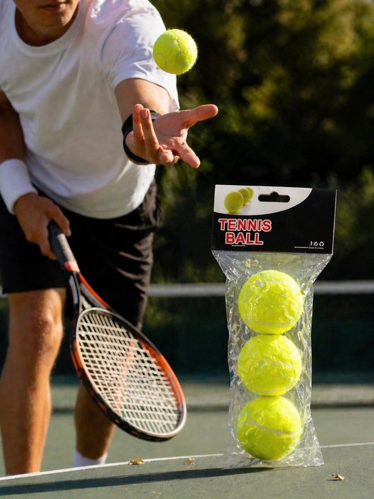 Tennis to‘plari 3 dona, yorqin sariq, sport va o‘yin uchun