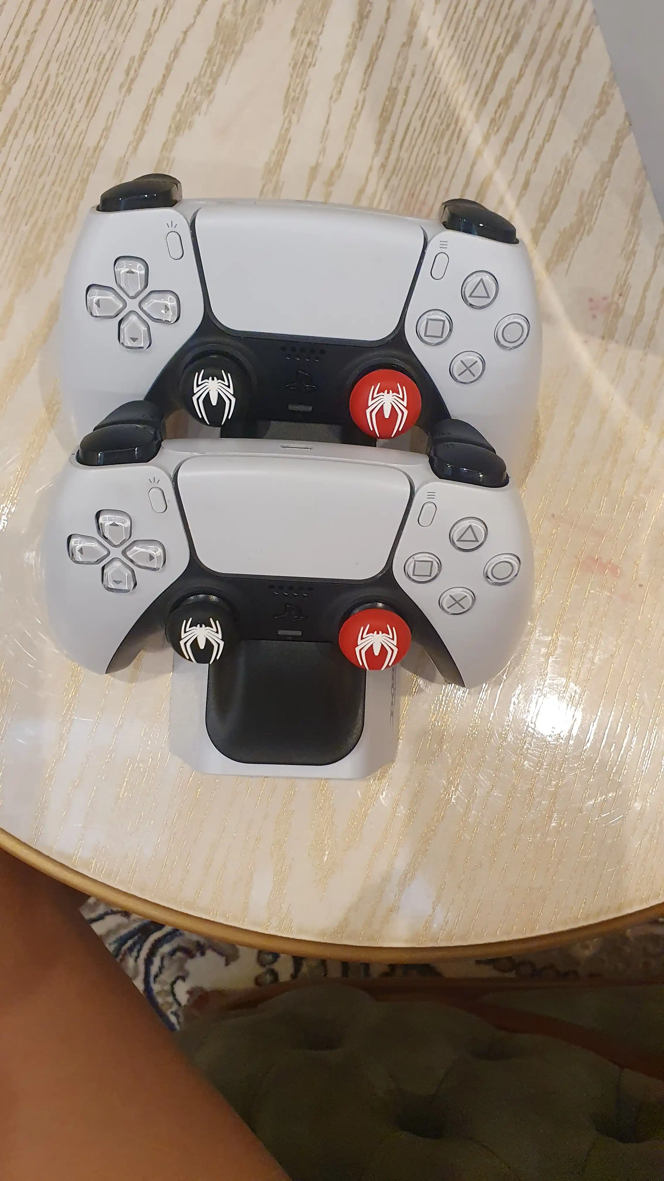 PS4 / PS5/ XBOX Geympad stiklari uchun silikon himoya qopqoqlarI