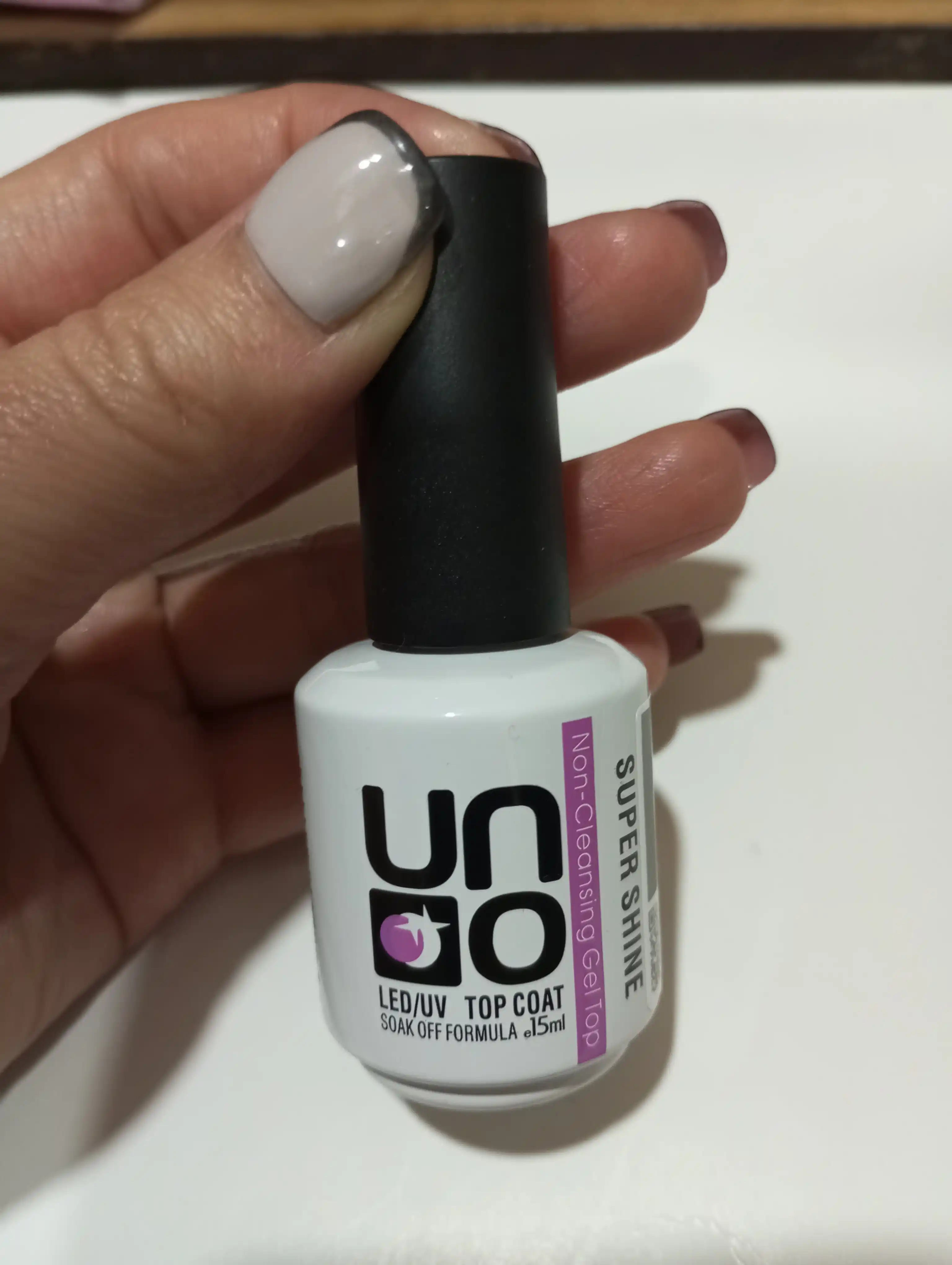 Uno Shine yuqori, yaltiroq, gel-lak uchun yopishqoq qatlamsiz yuqori qoplama