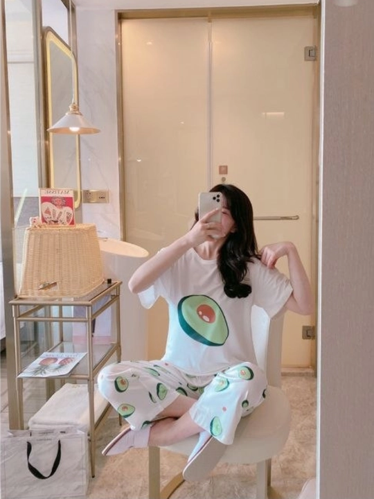 Ayollar pijamalari, tungi pijama, uy kiyimi - 