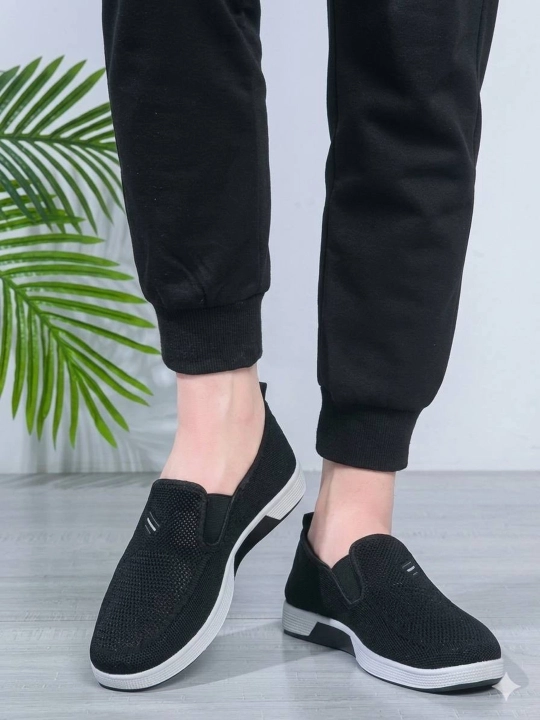 Erkaklar uchun slipon yengil nafas oluvchi quay kundalik zamonaviy