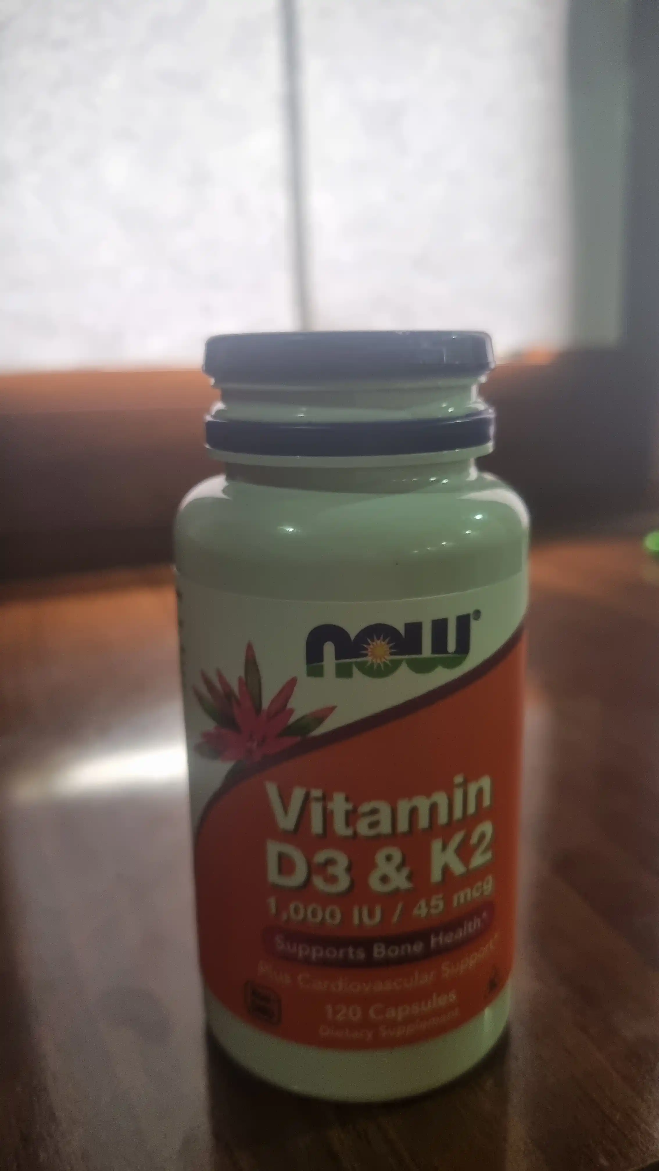 D3 + K2 NOW Foods vitaminlari - mustahkam suyaklar va sog'lom yurak uchun, 120 ta kapsula