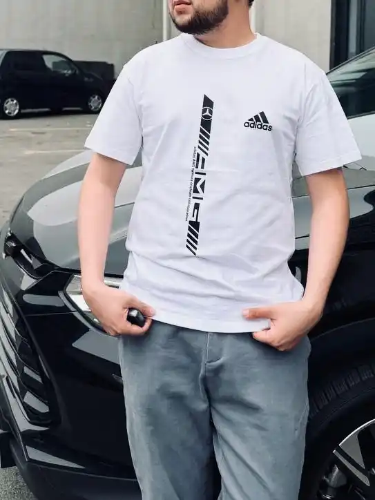 Erkaklar oversize futbolkasi