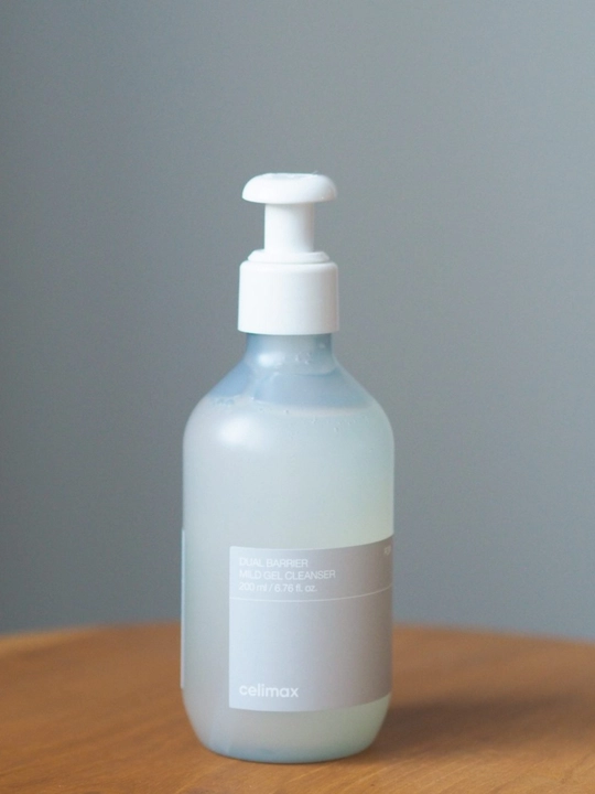 Гель - пенка для умывания, с комплексом церамидов, Celimax Dual Barrier Mild Gel Cleanser