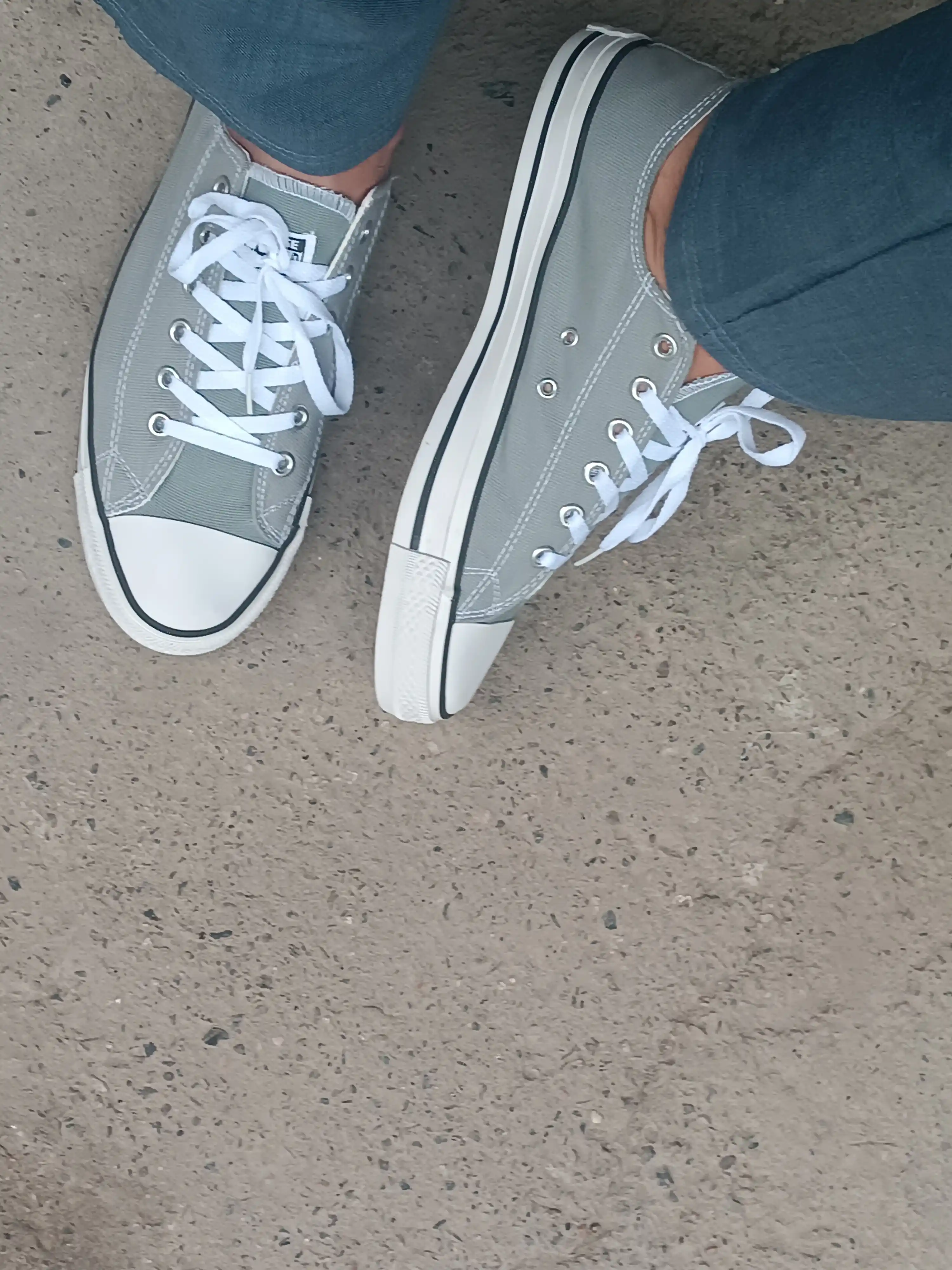 Kedalar Converse sport, yoz-kuz-bahor mavsumi uchun