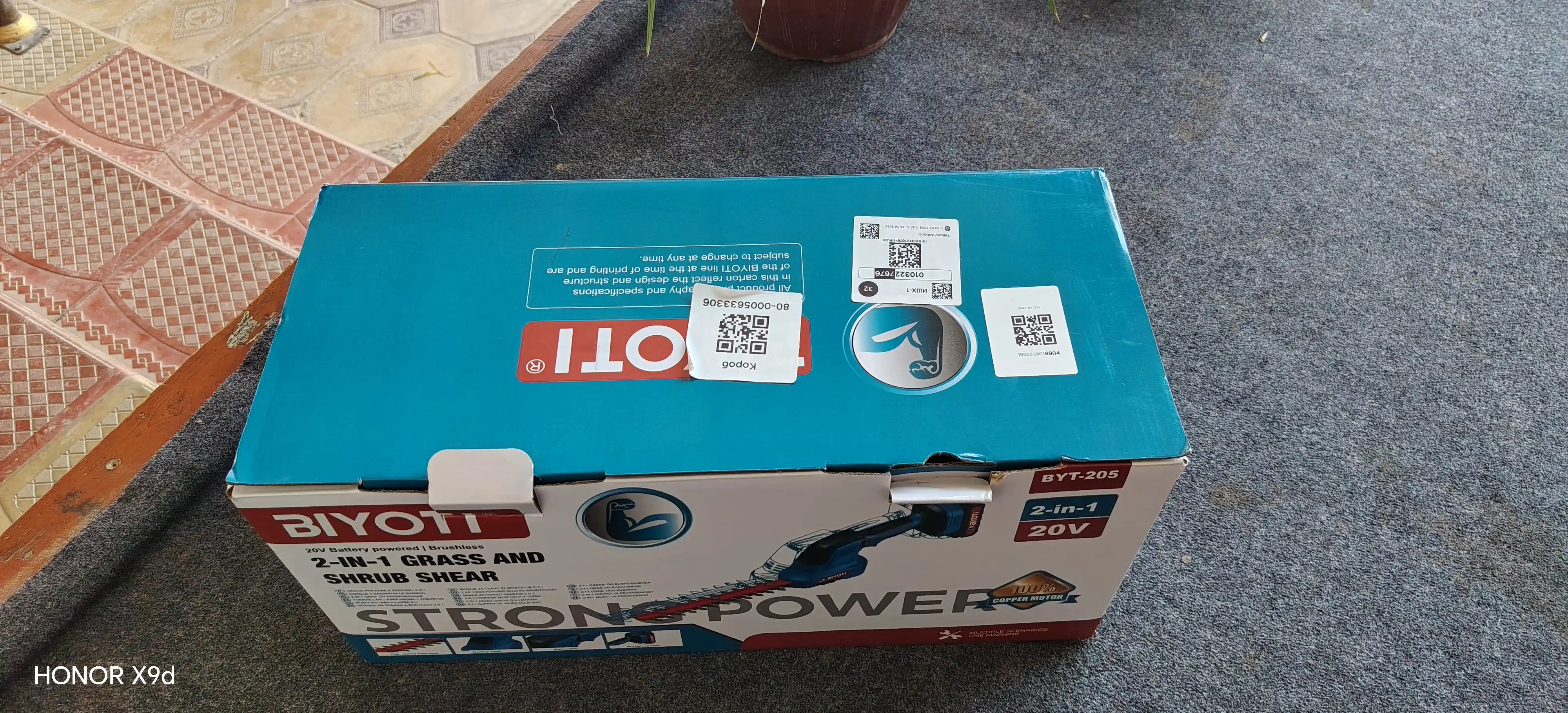 Аккумуляторный кусторез Biyoti BYT-205 2-в-1 (20V, 500W, насадки 30 см и 6 см)