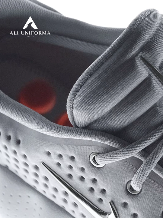 Nike Mind 002/001 yumshoq yostiqli nafas oladigan krossovkalar engil va qulay