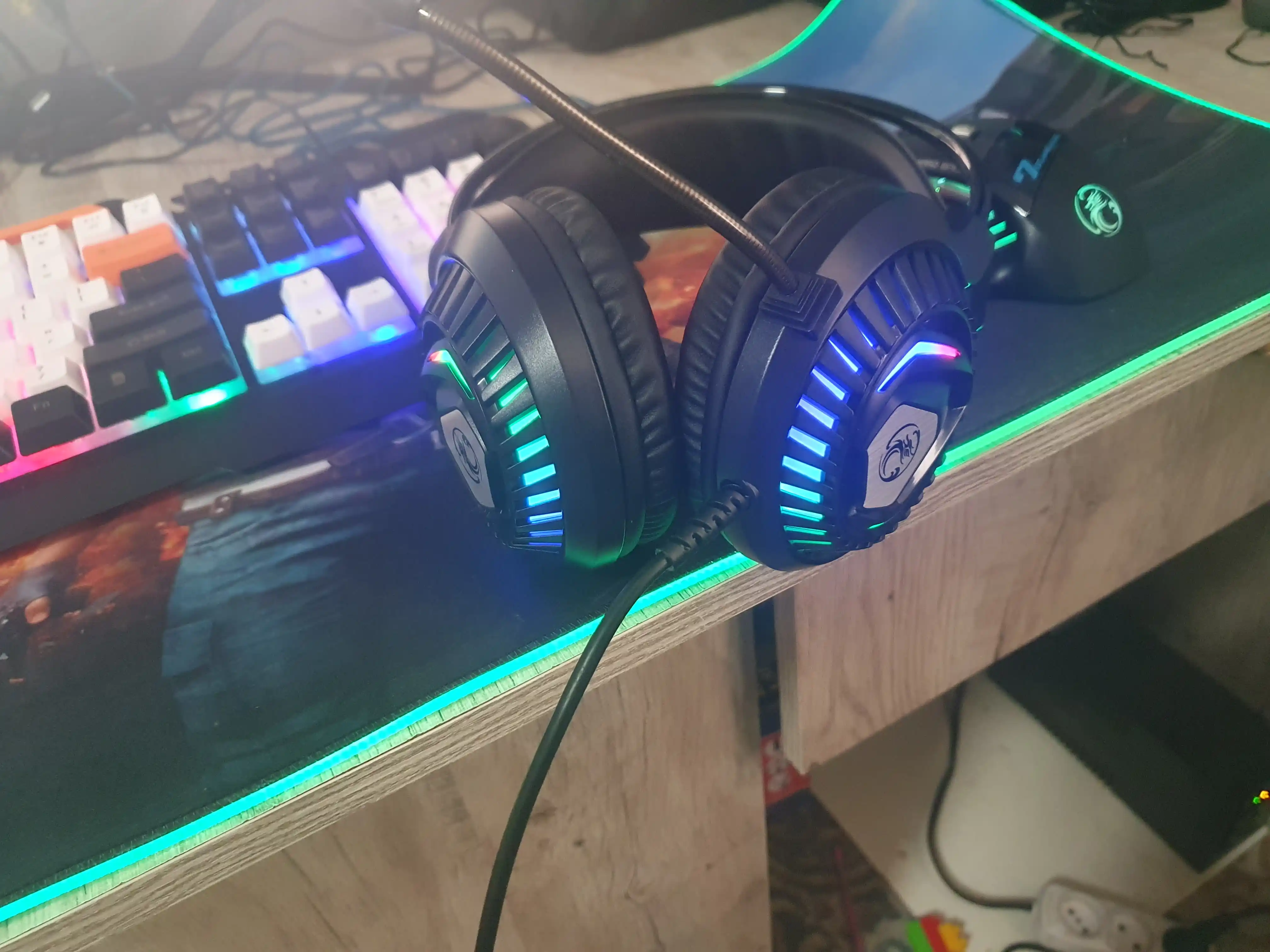 Игровые наушники с микрофоном, проводные, для компьютера и телефона, RGB-подсветкой iMICE