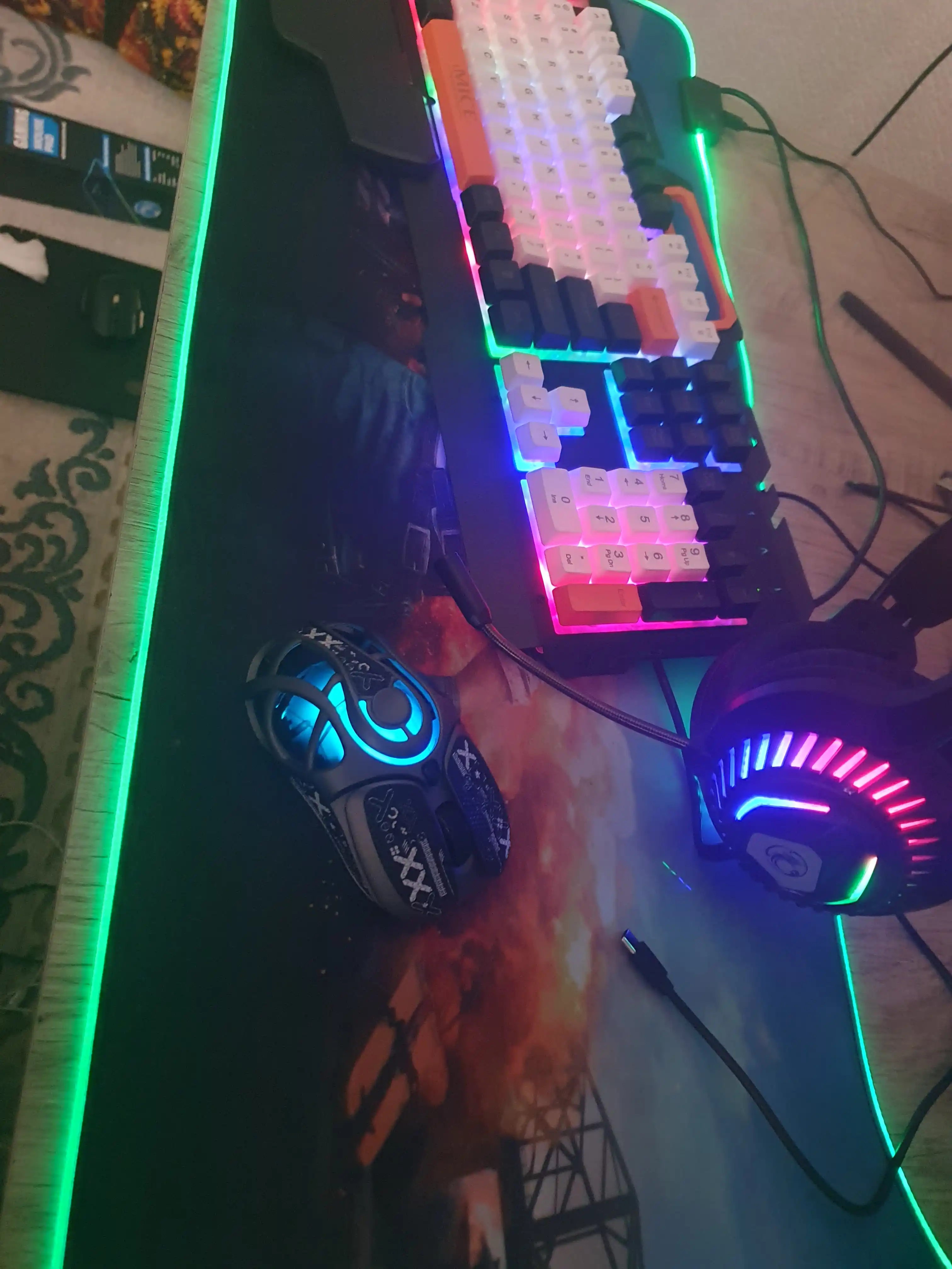 Игровые наушники с микрофоном, проводные, для компьютера и телефона, RGB-подсветкой iMICE