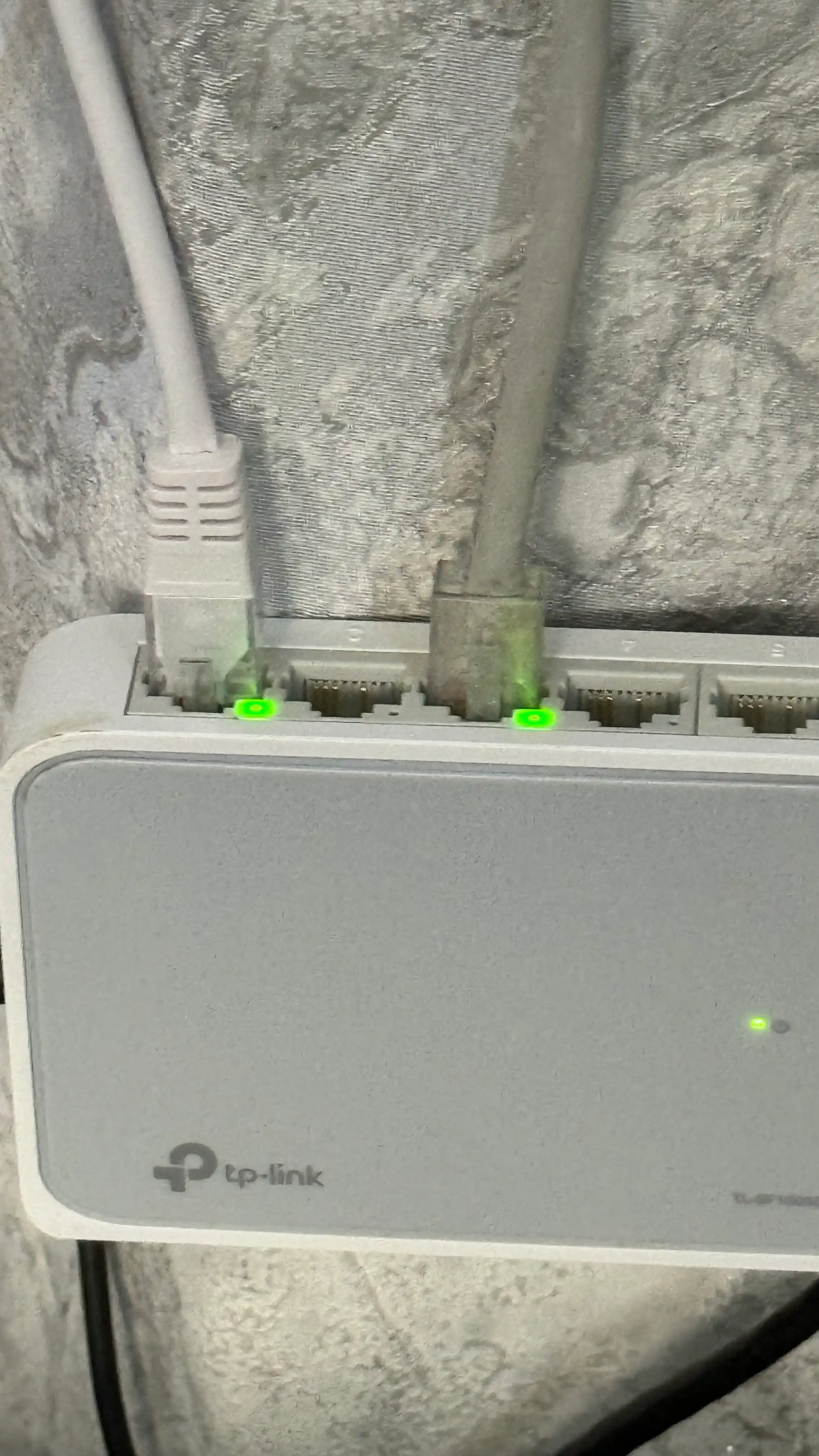 TP-LINK TL-SF1005D 5 portli 10/100 Mbit/s ish stoli kaliti