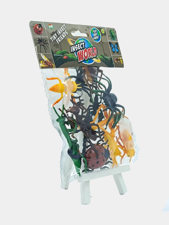 Hasharotlar figurasi Insect World Tiny Insect Friends 3+