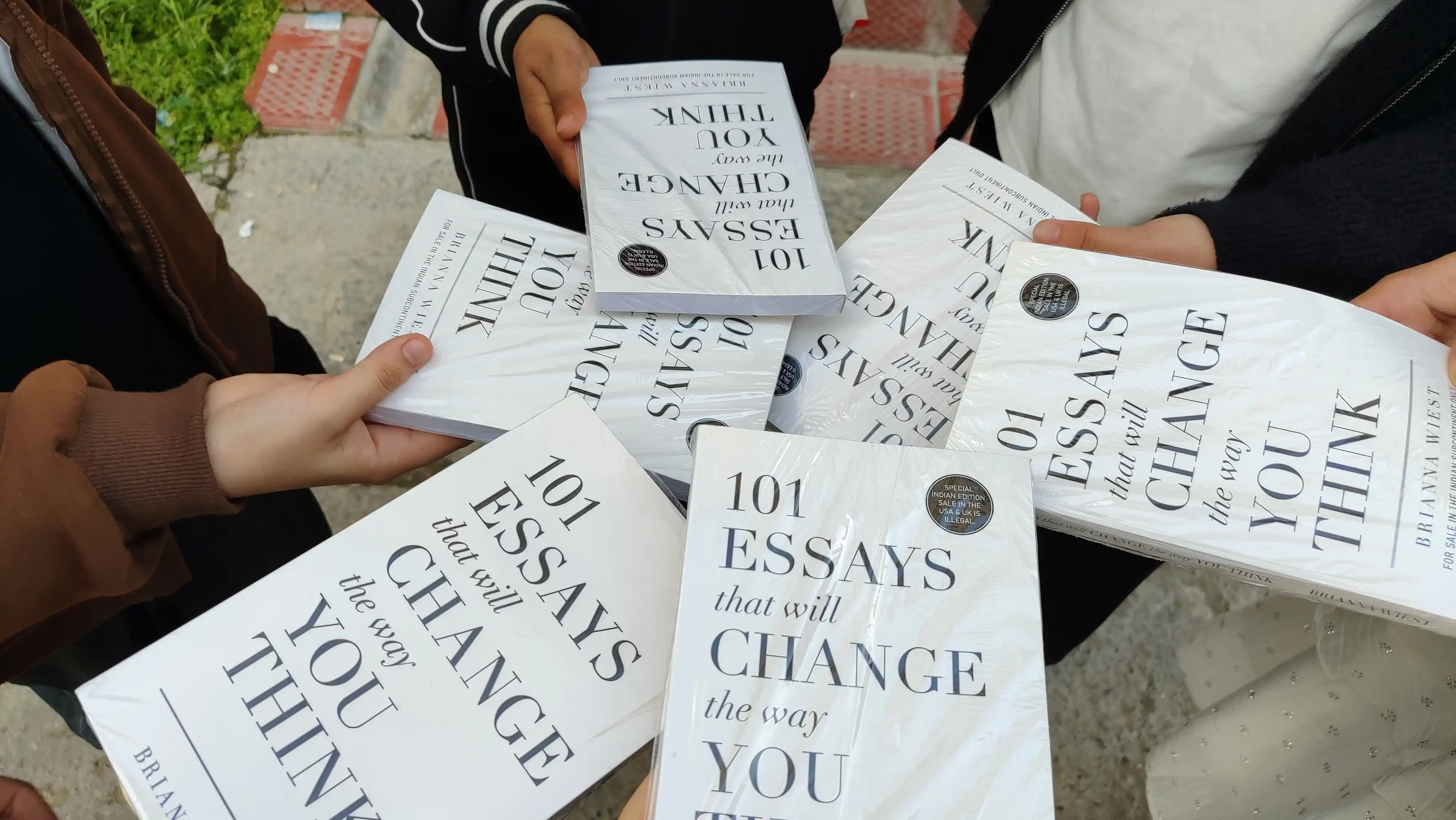 101 Essays That Will Change The Way You Think, Briana Wiest