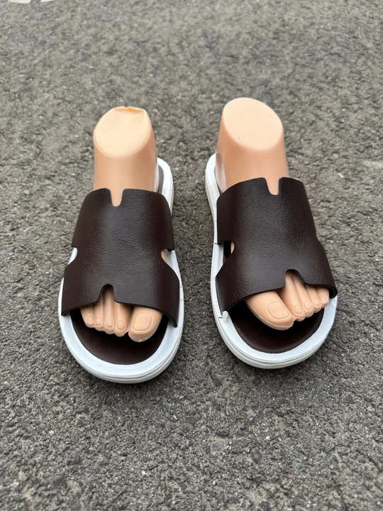 Erkaklar yozgi shippaklari - qulay va zamonaviy, o‘lchamlari 40-44 (HERMES) DOSSA