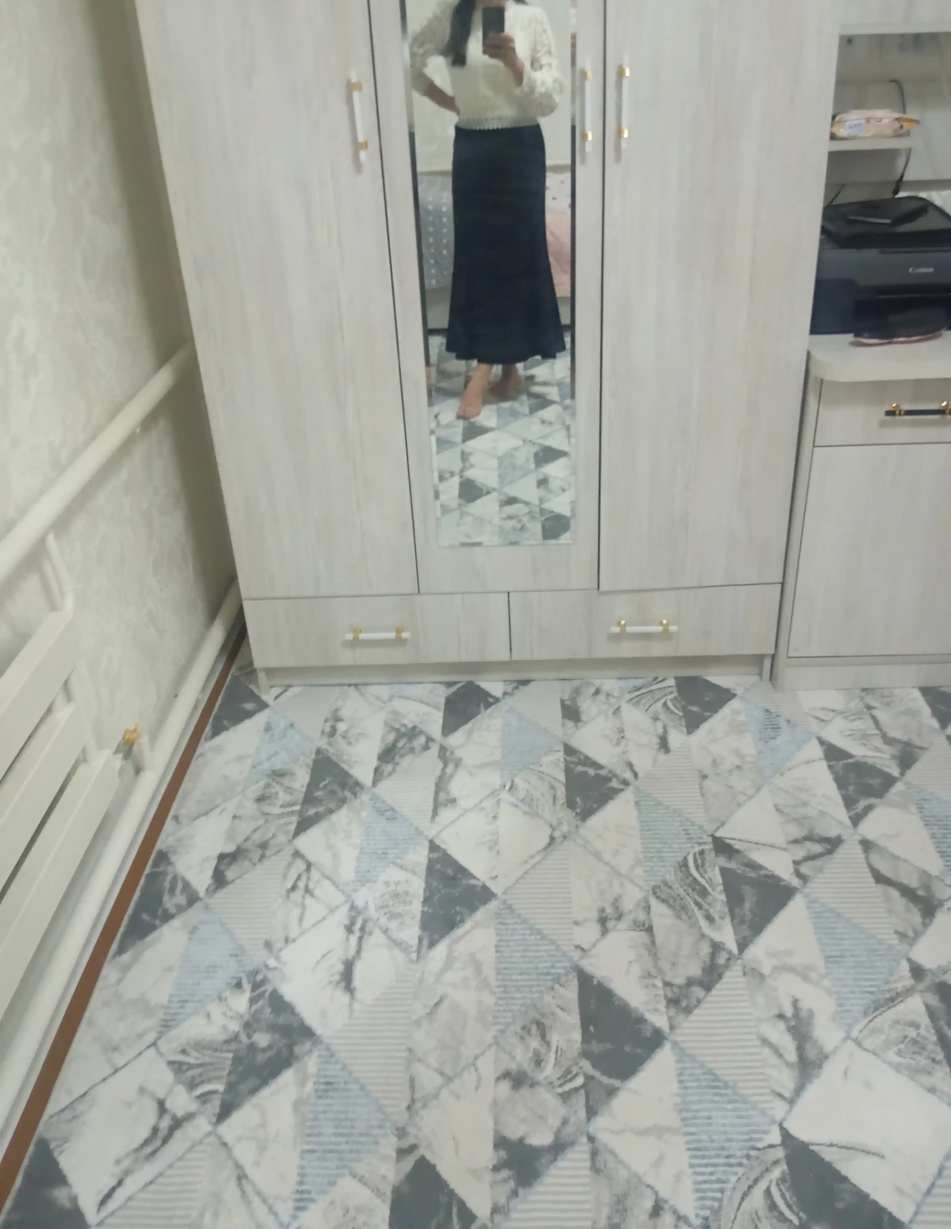 Gade yubkasi, uzun, ayollar va qizlar uchun, bahor-kuz mavsumi uchun