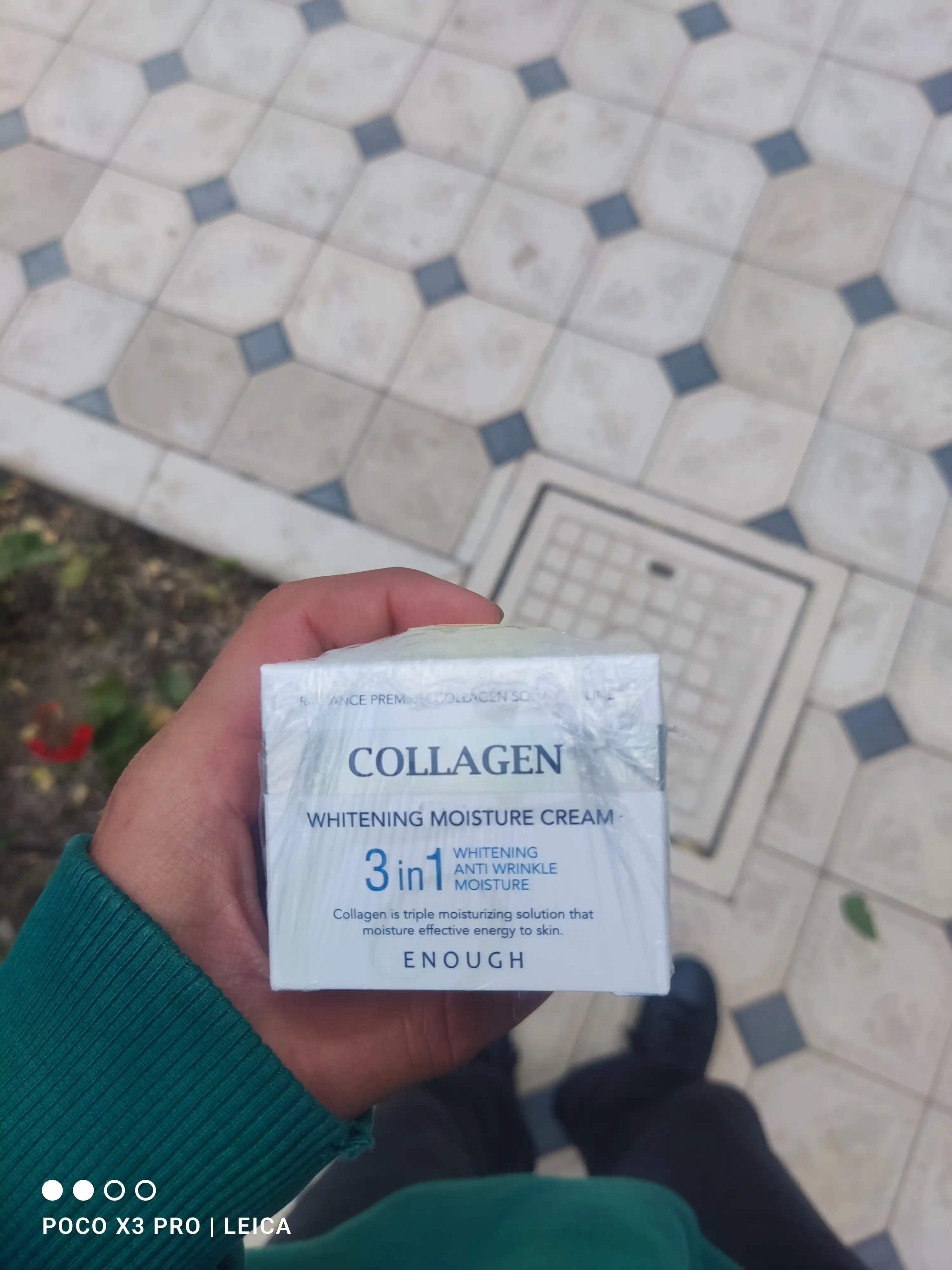Kollagenli oqartiruvchi, namlantiruvch, ajinlarga qarshi va yoshartiruvchi yuz krem, 50 ml
