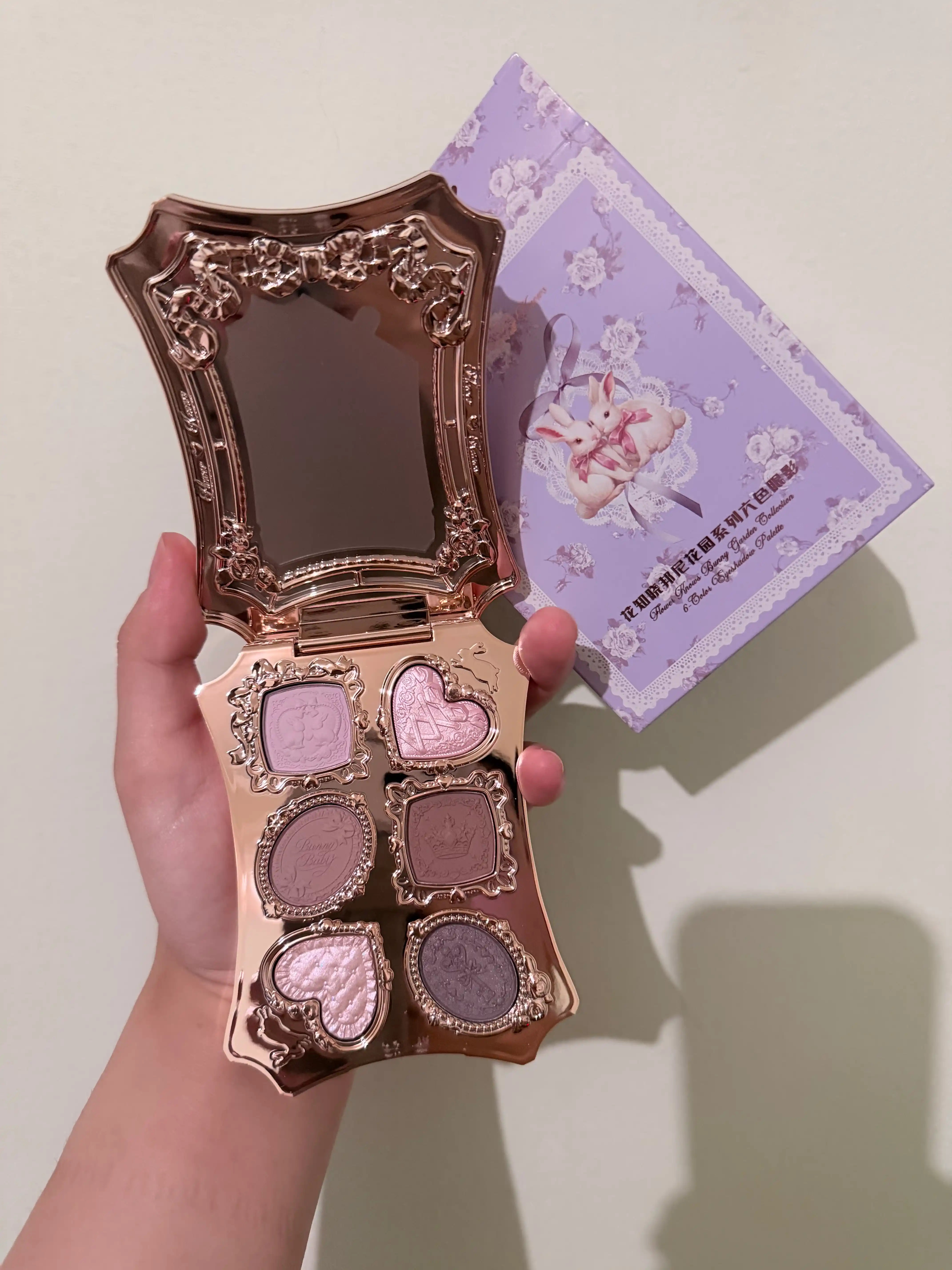 Flower Knows Bunny Garden Collection 6-цветная палетка теней для век