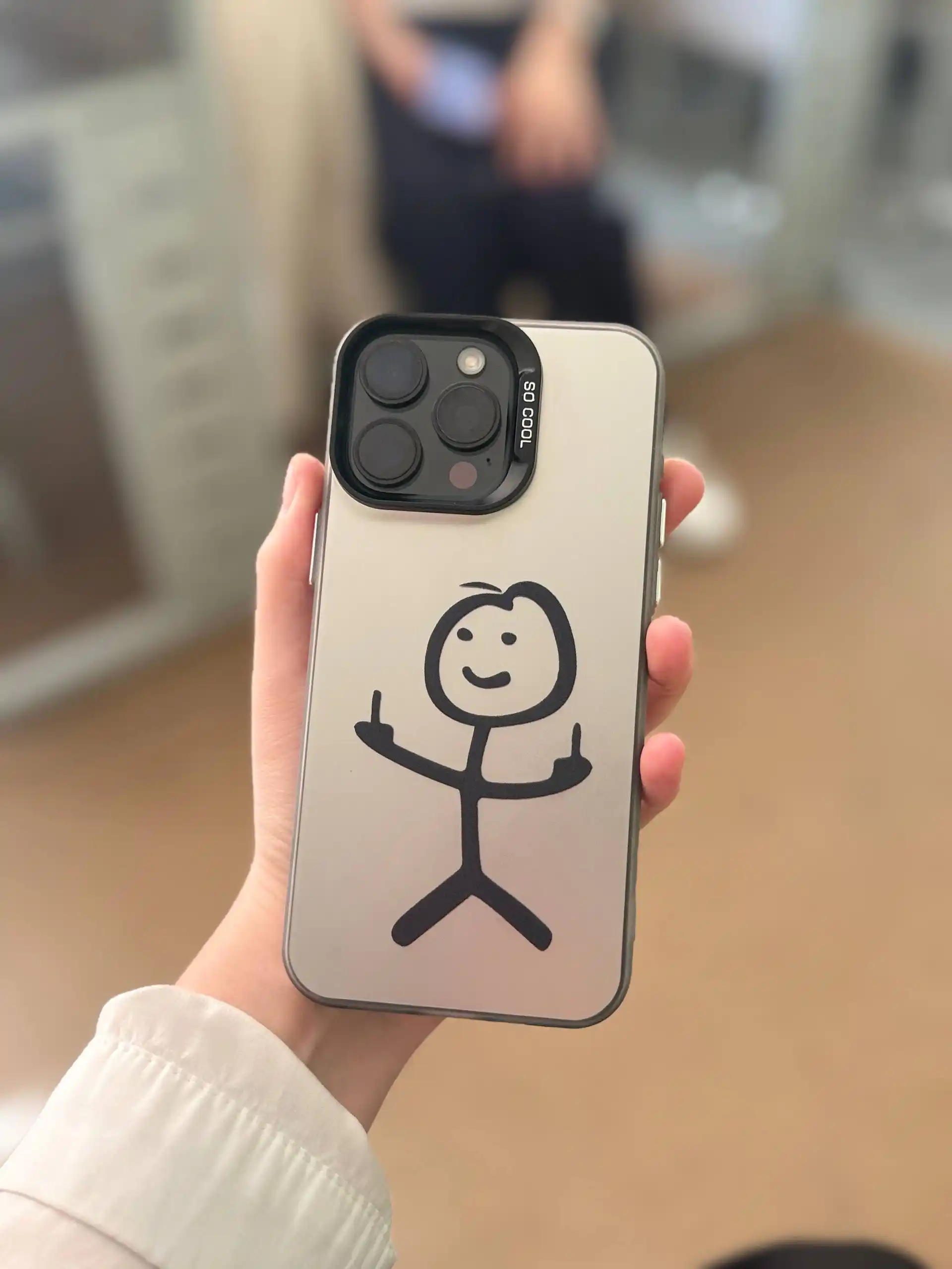 IPhone uchun kreativ dizayndagi himoya g'ilof —  13, 14, 15, 16, 17
