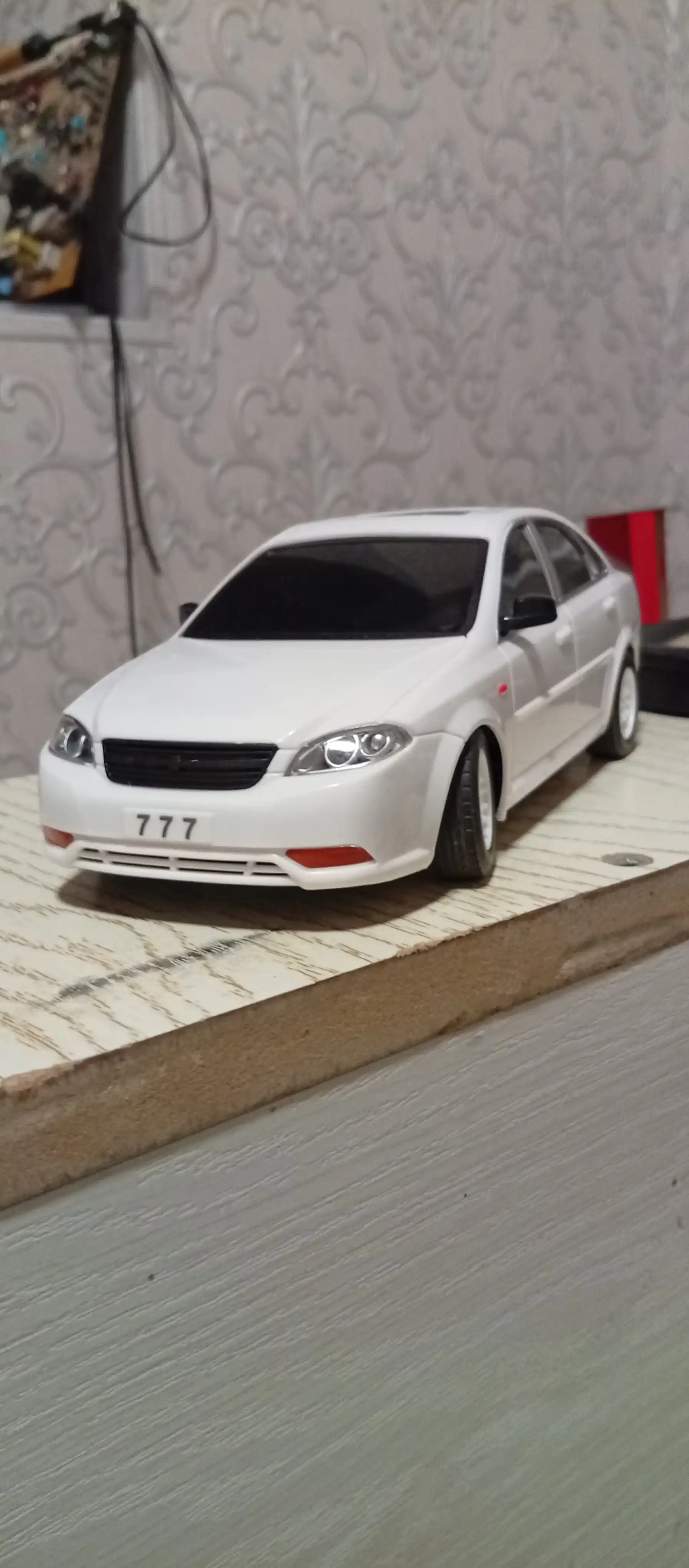 Машинка Gentra на пульте игрушка узбекский автомобиль радиоуправляемая модель
