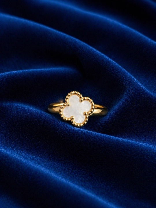Clover Style Ayollar Uzugi, Oq Toshli, Zanglamaydigan Po‘lat