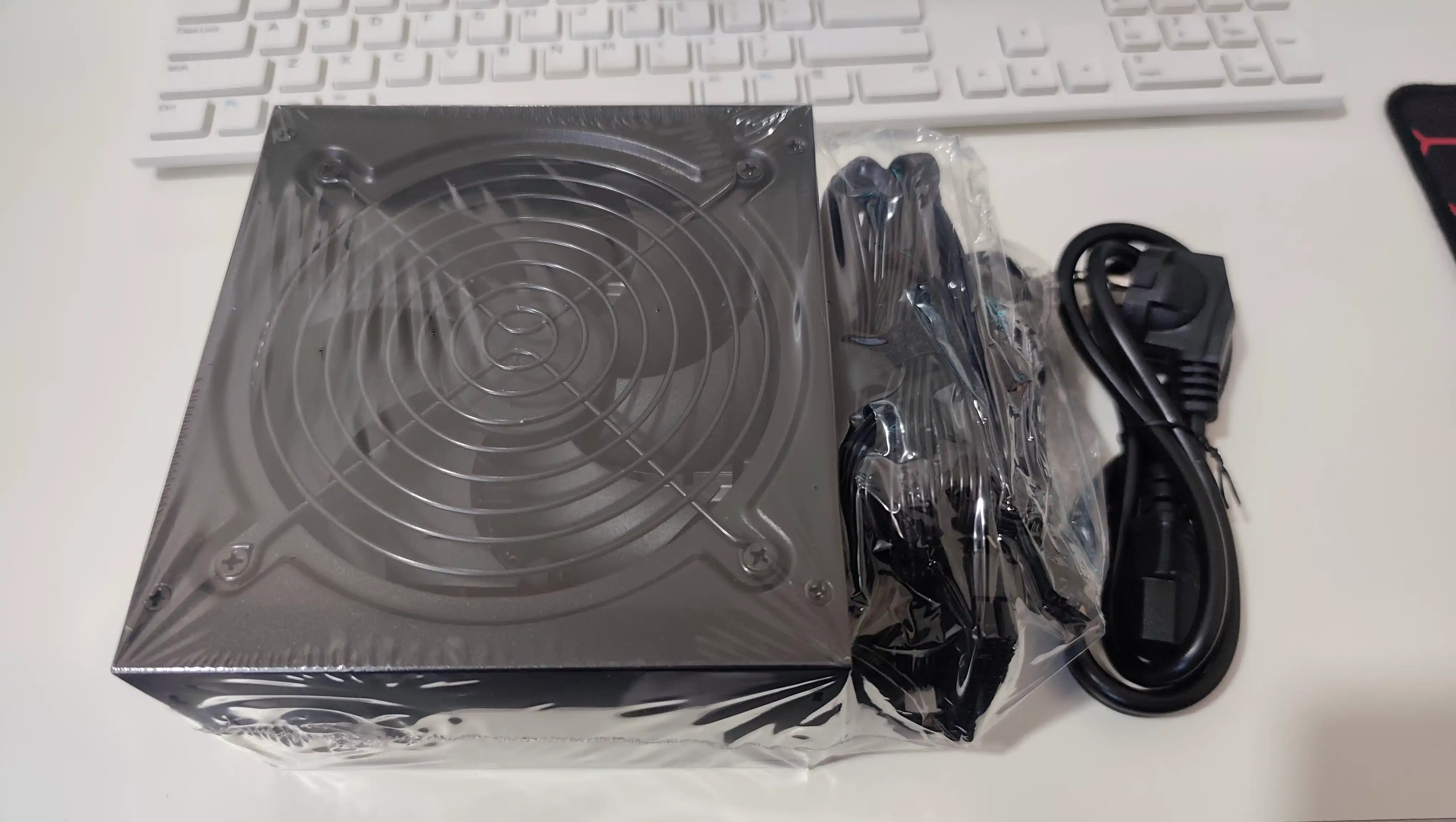 Блок питания X Power ATX 80 PLUS, с защитой от перенапряжения